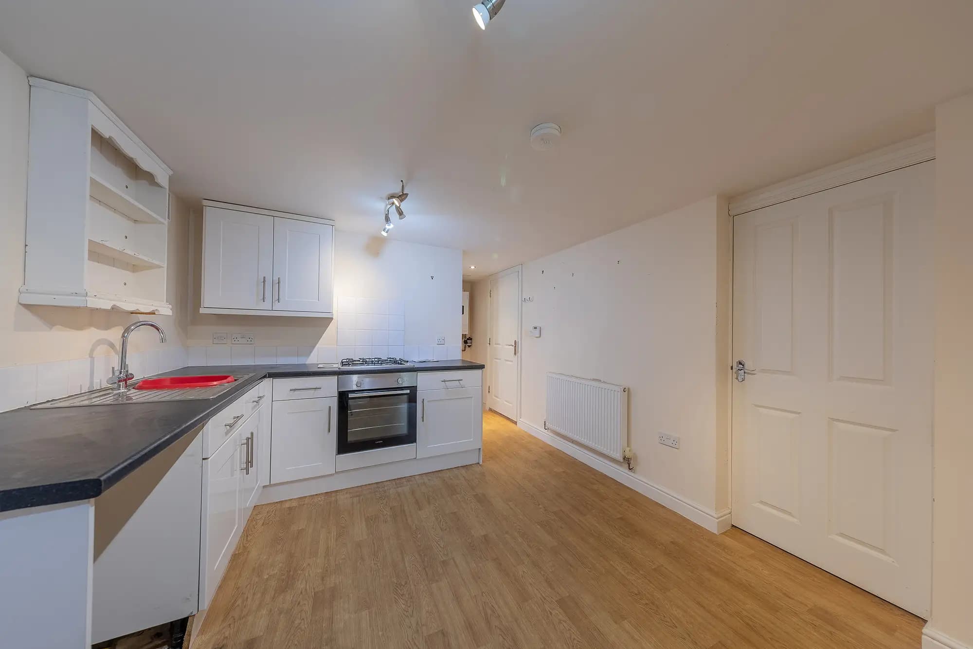 property photo 5 of 19