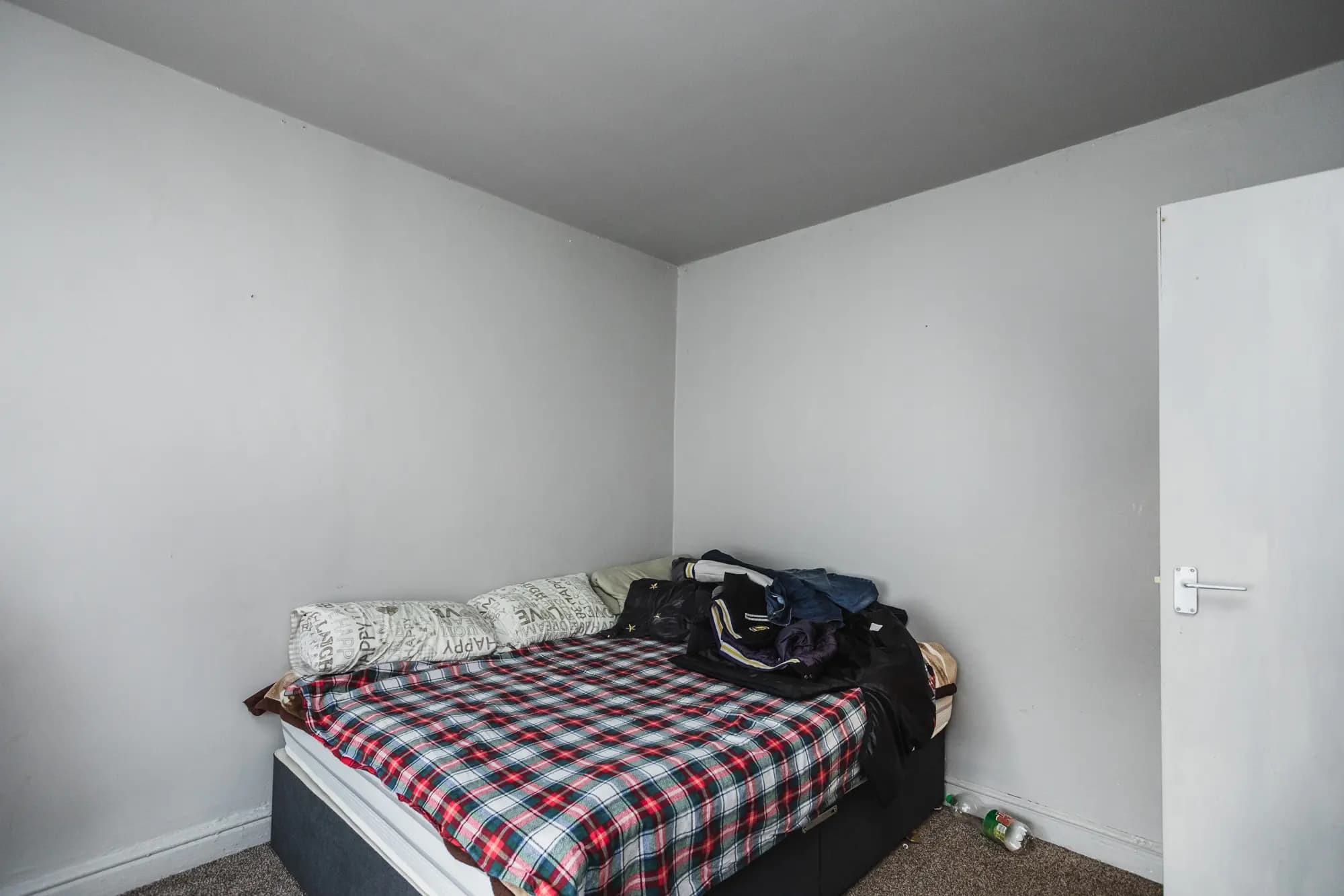 property photo 16 of 24