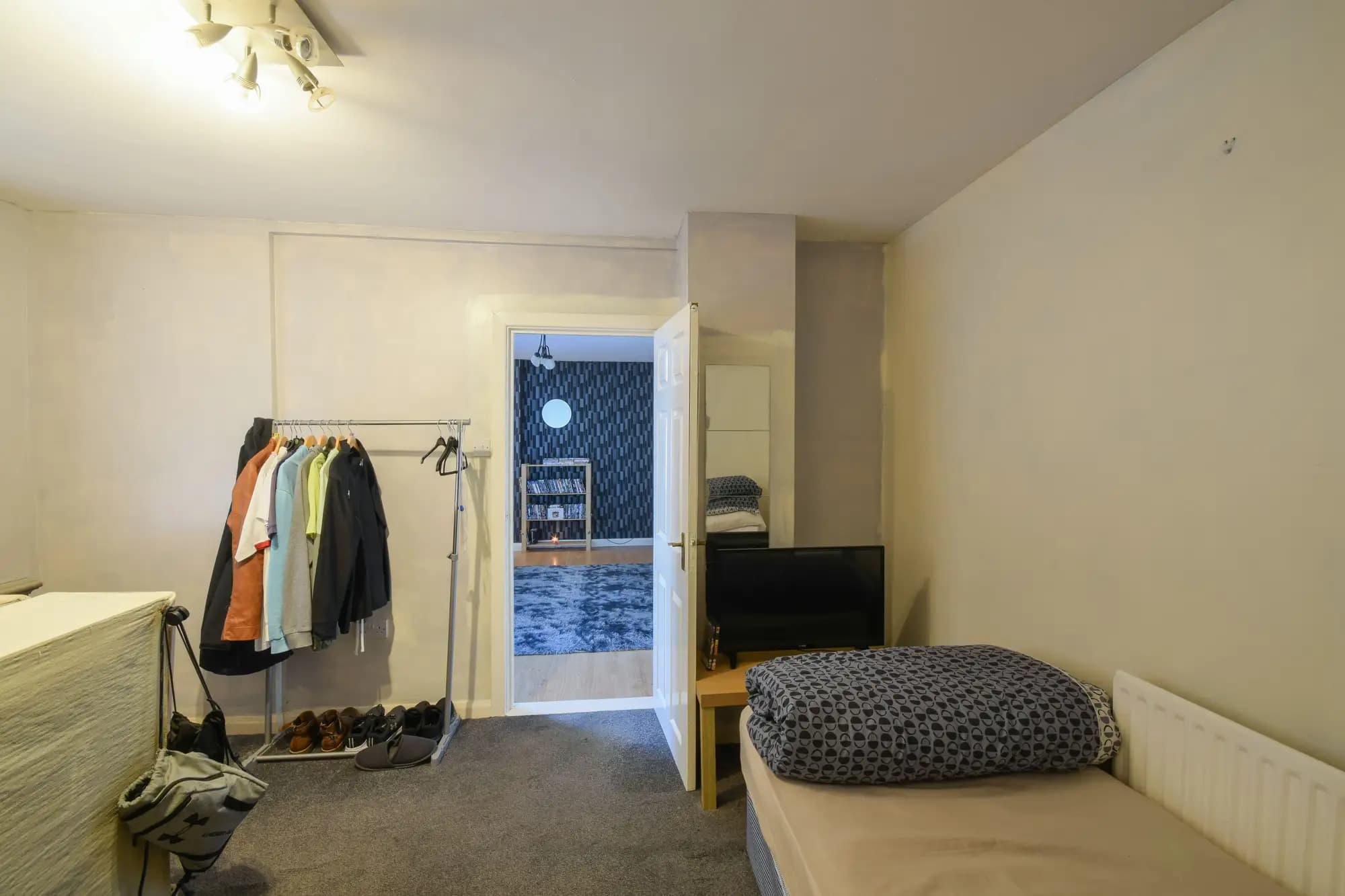 property photo 12 of 25