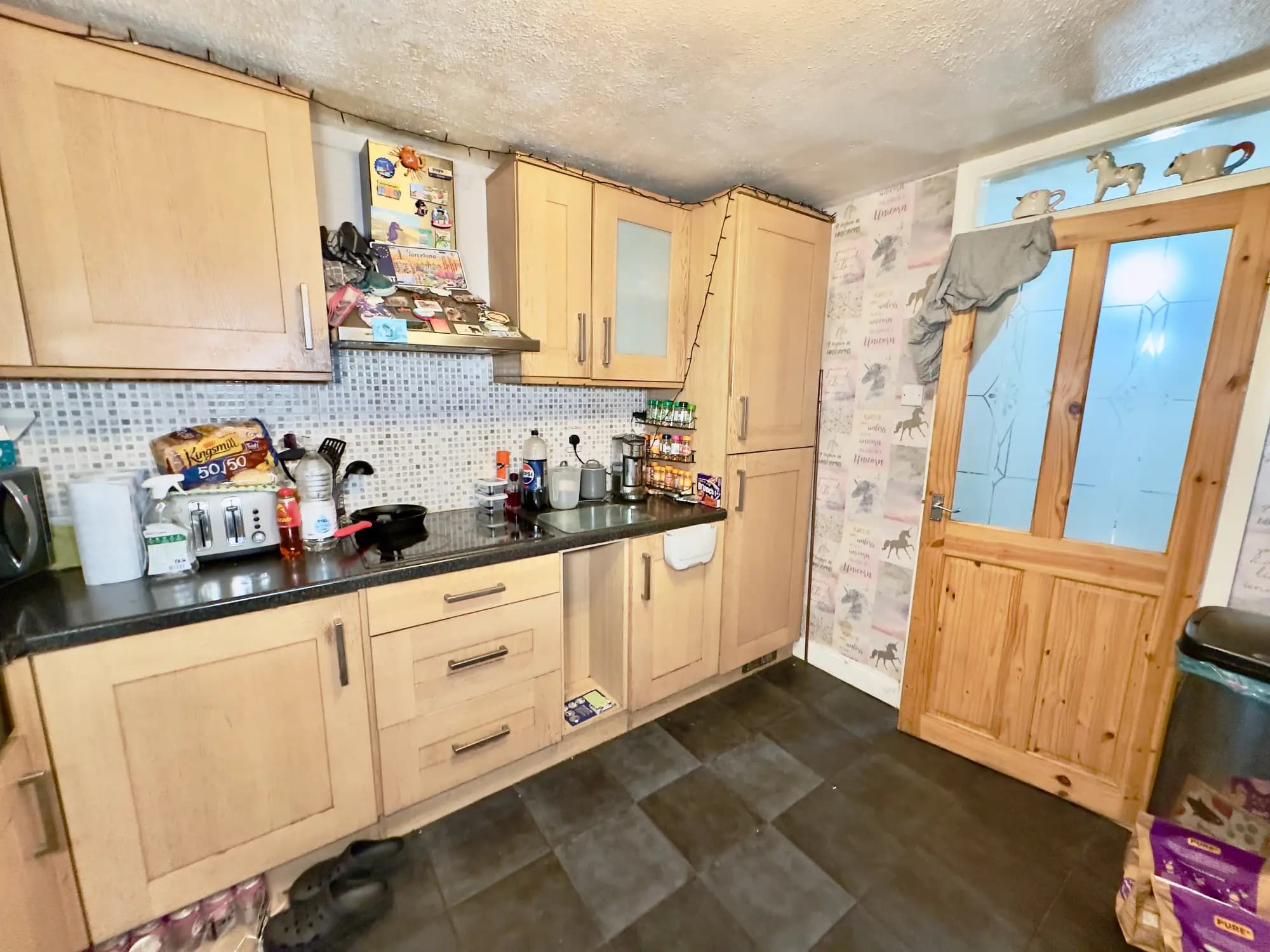 property photo 8 of 24