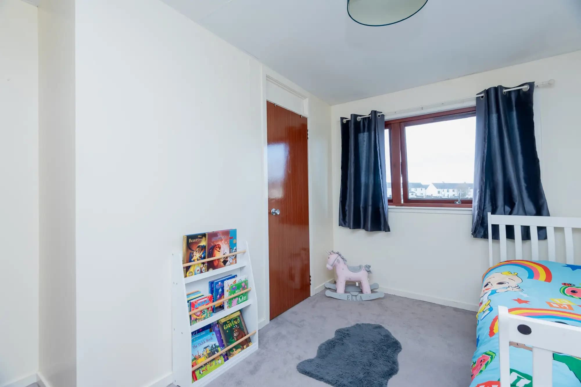 property photo 22 of 33