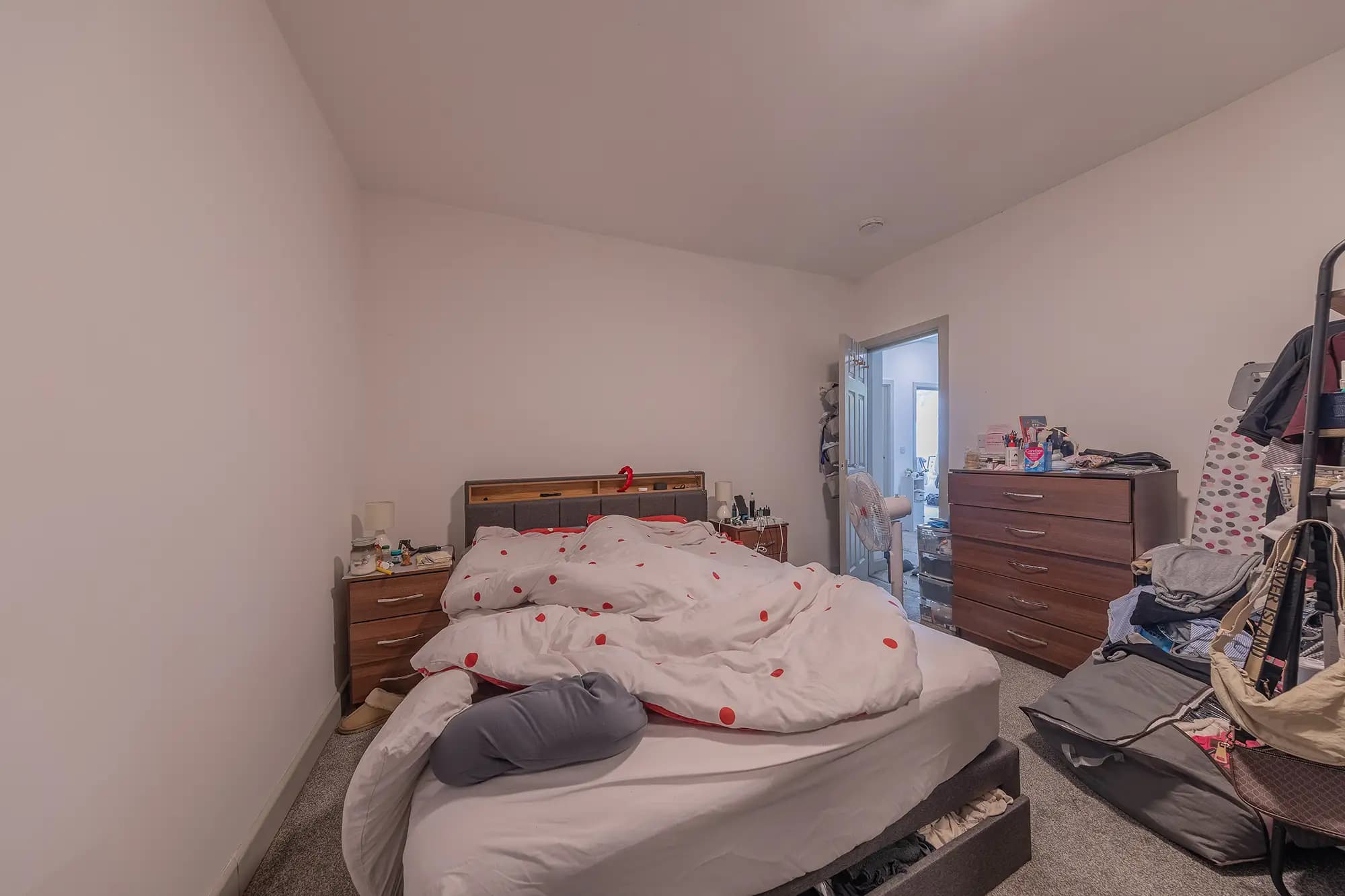 property photo 33 of 131