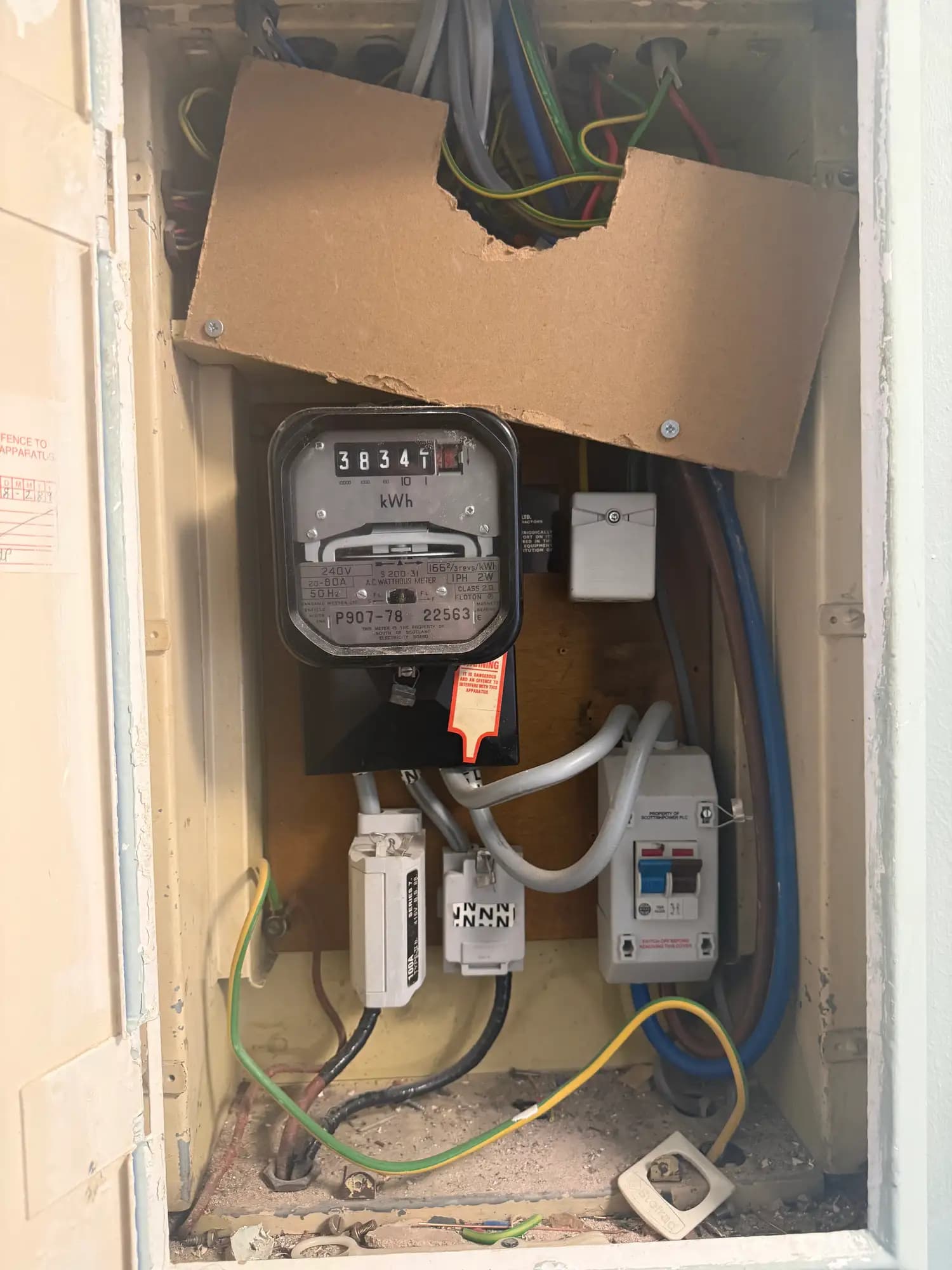 property photo 14 of 16