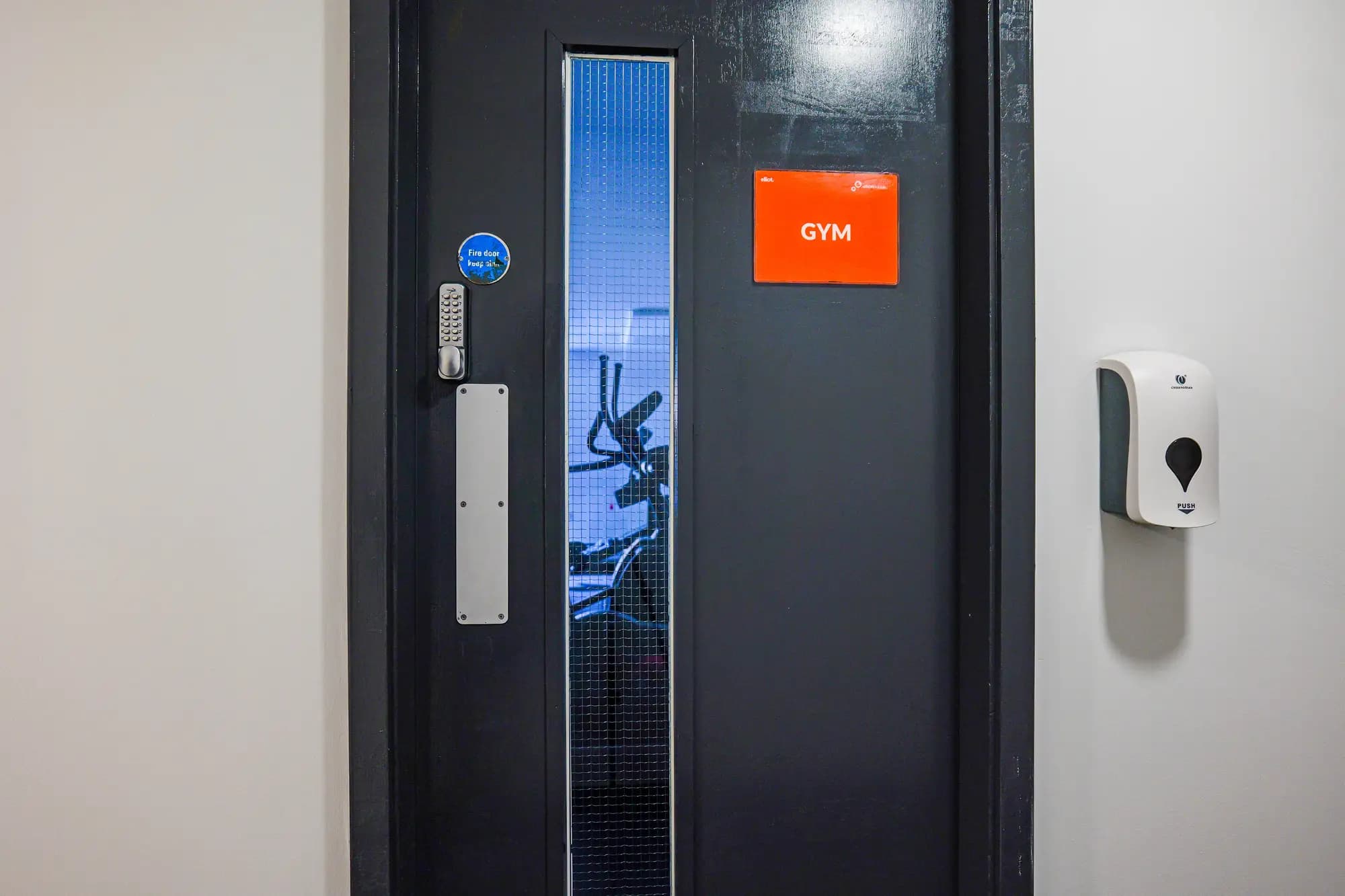 property photo 9 of 10