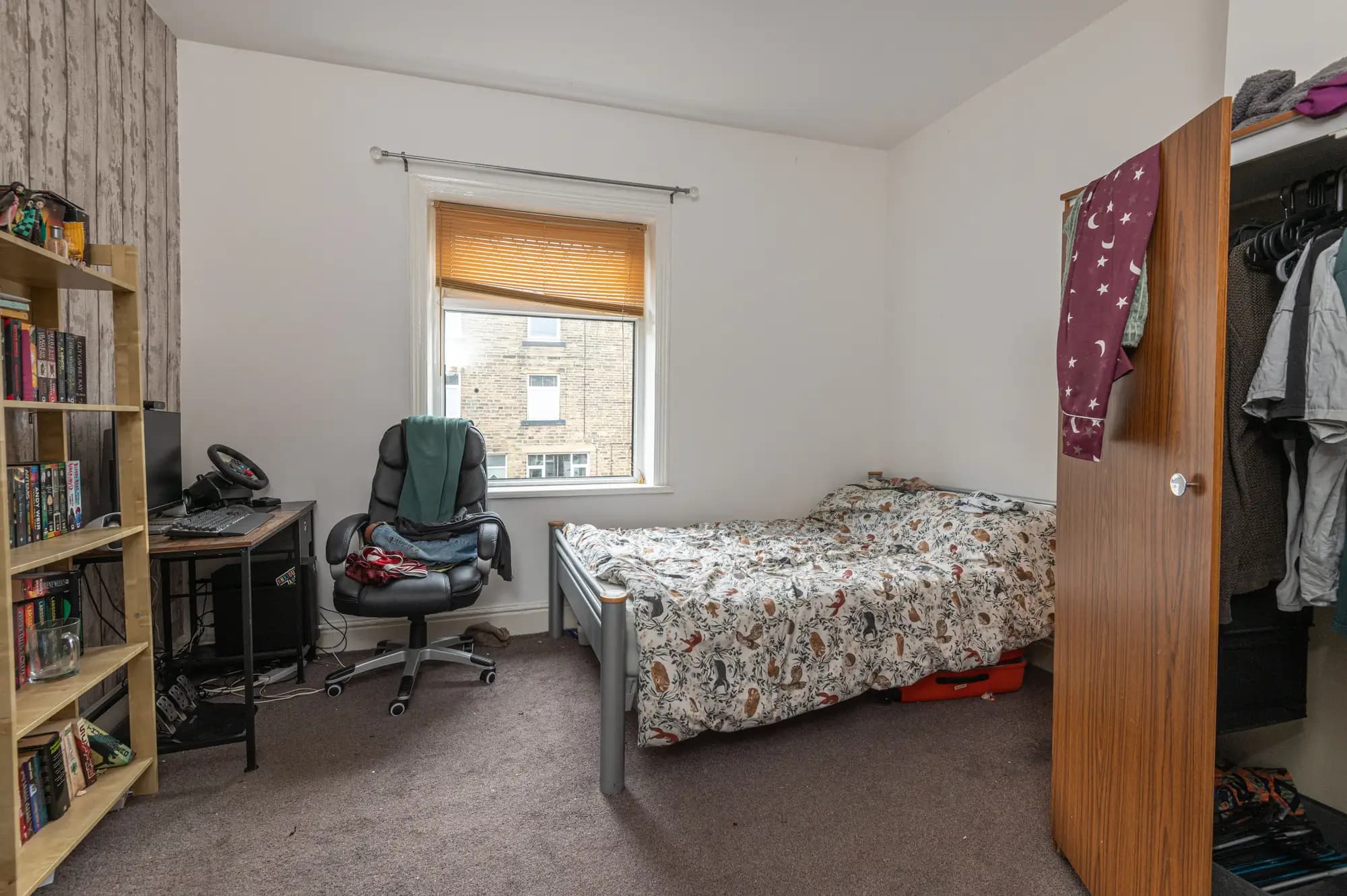 property photo 12 of 21