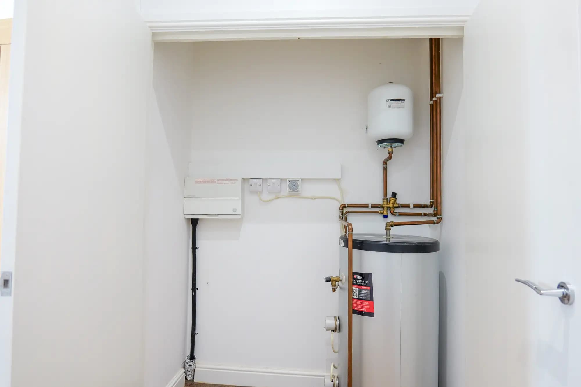 property photo 15 of 19