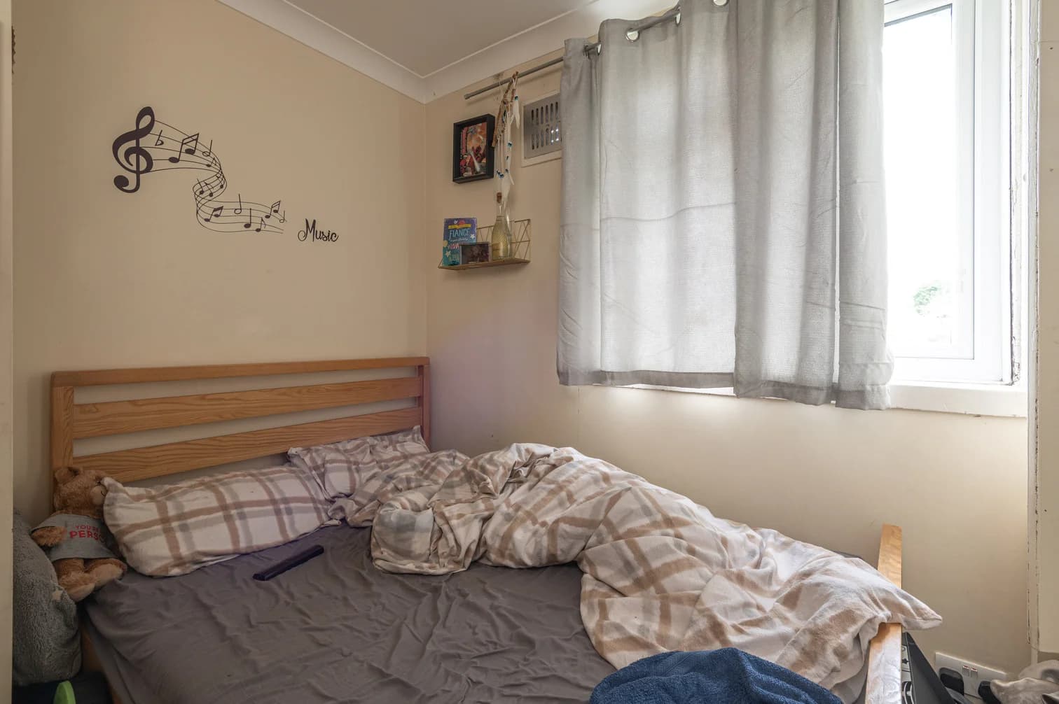 property photo 12 of 20