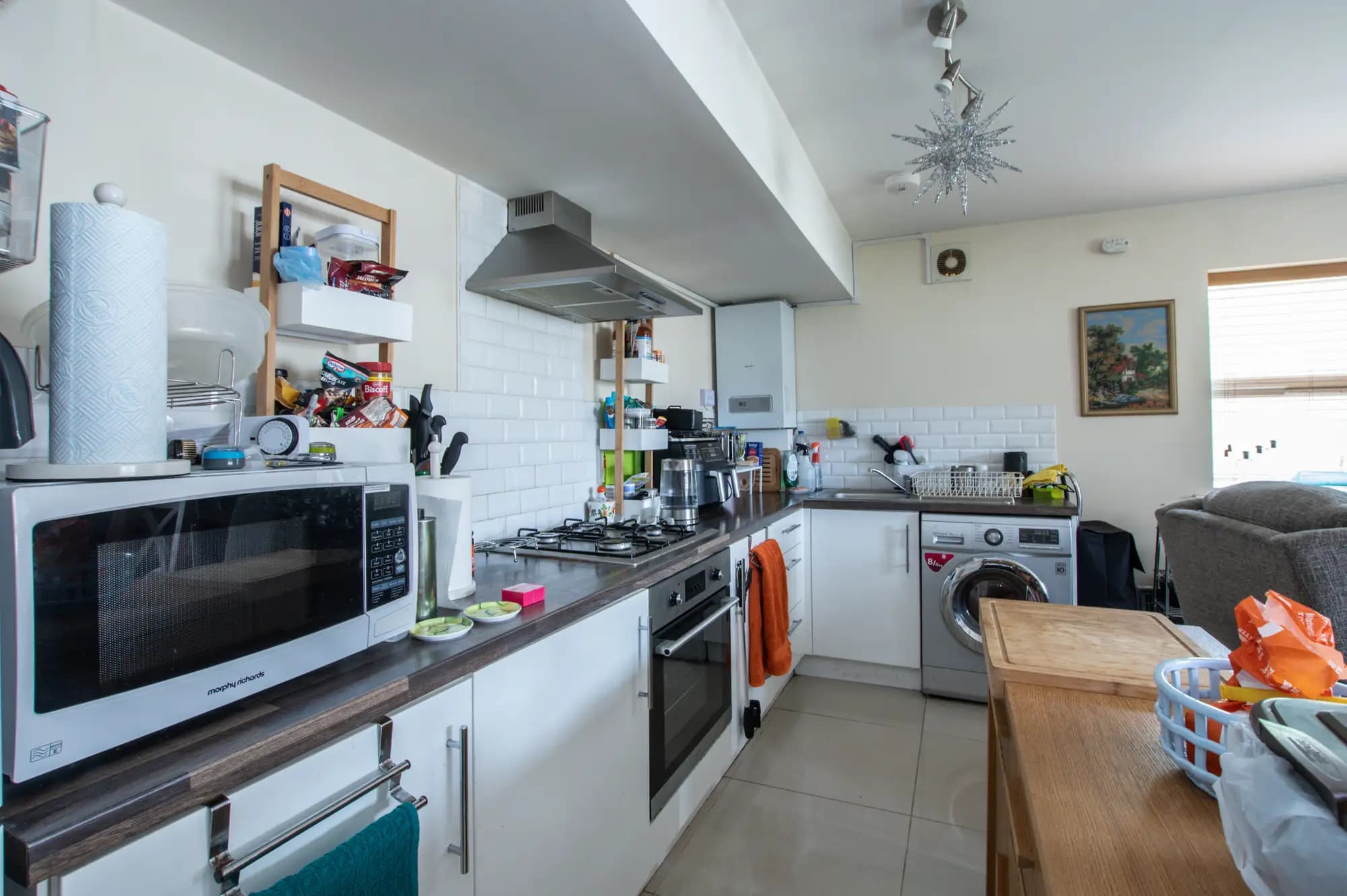 property photo 5 of 15