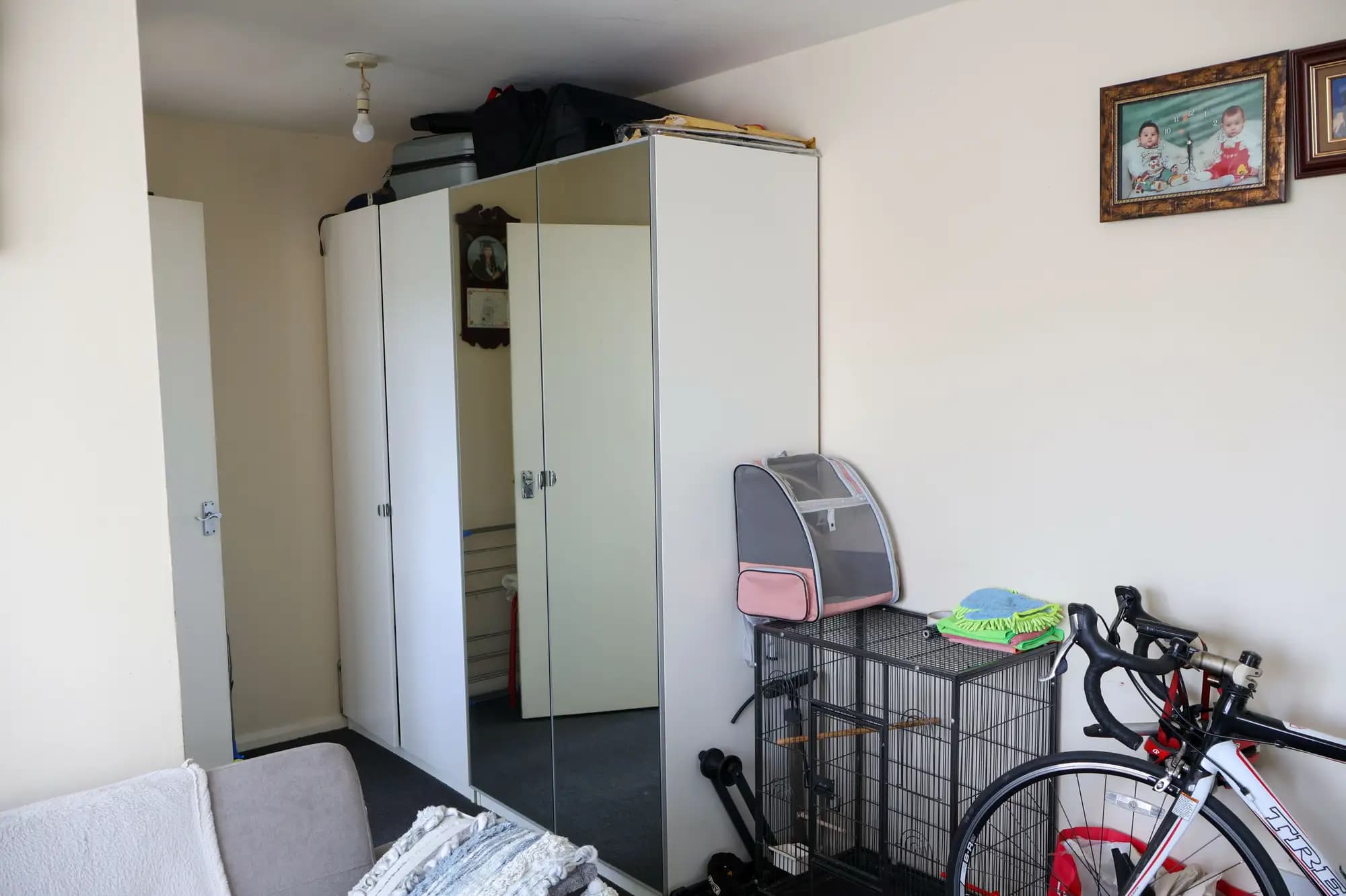 property photo 13 of 16