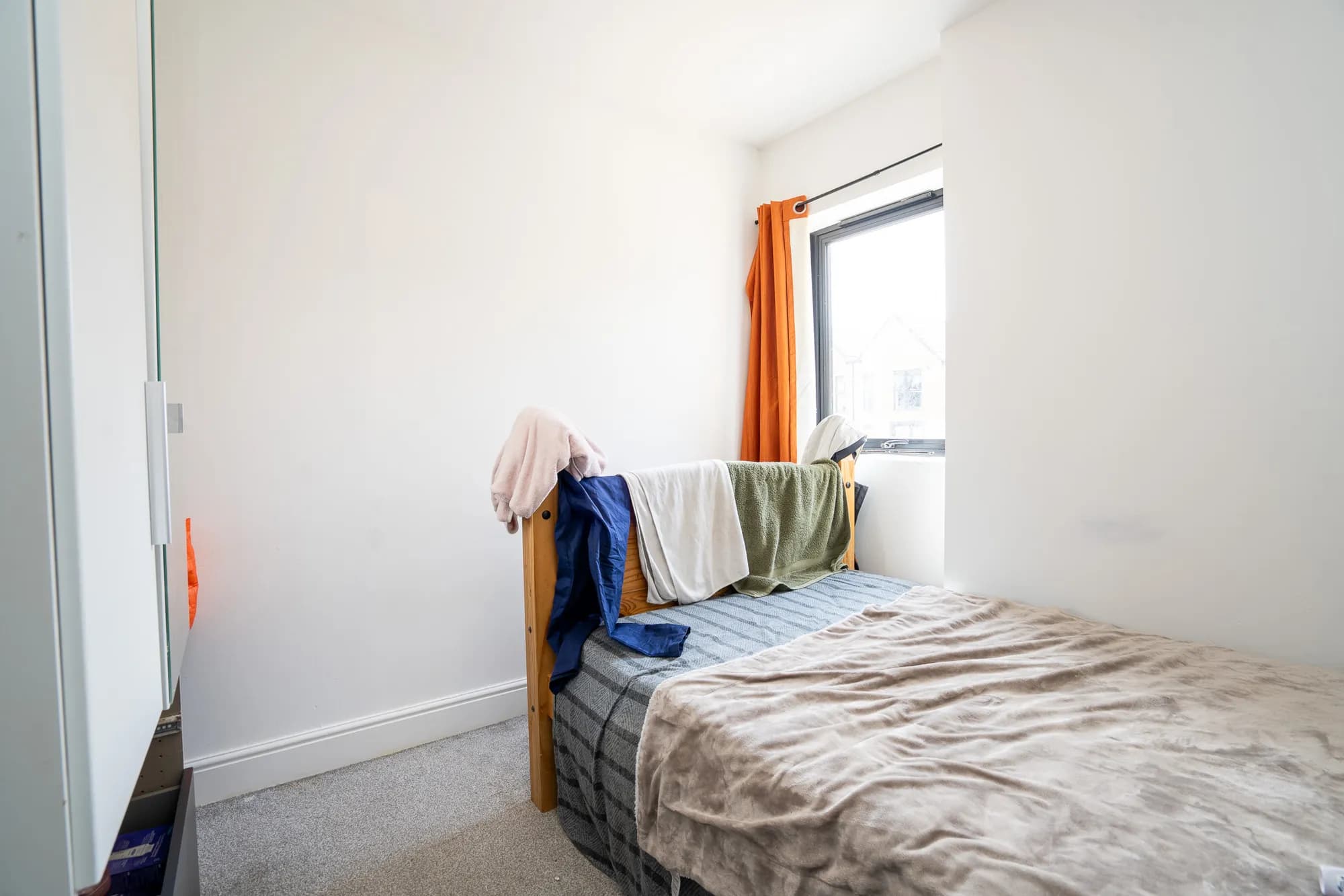 property photo 10 of 18