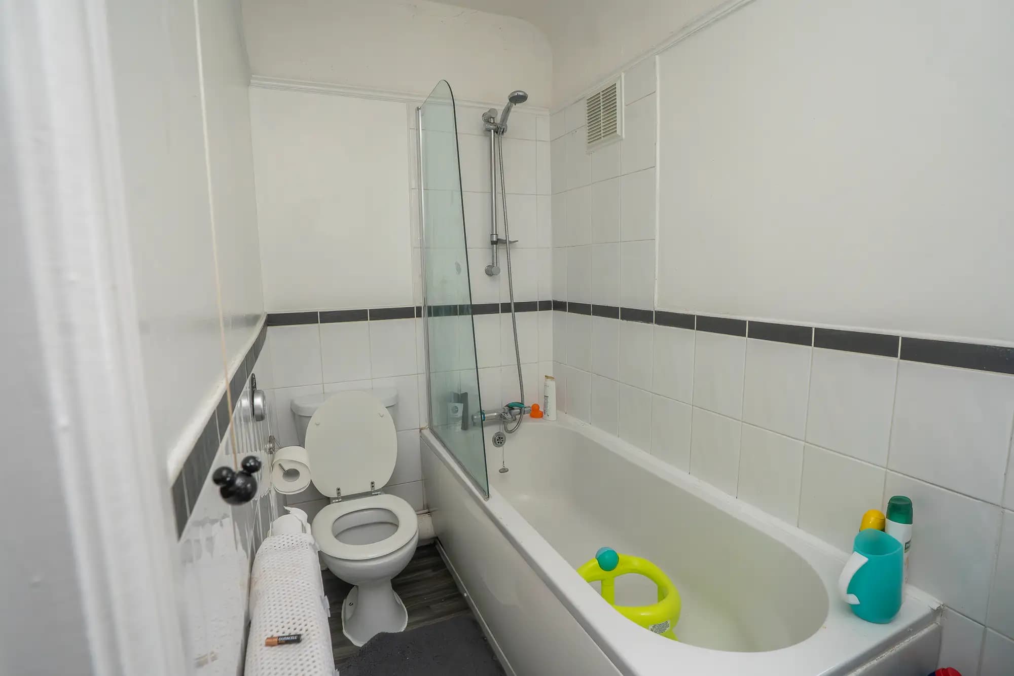 property photo 10 of 26