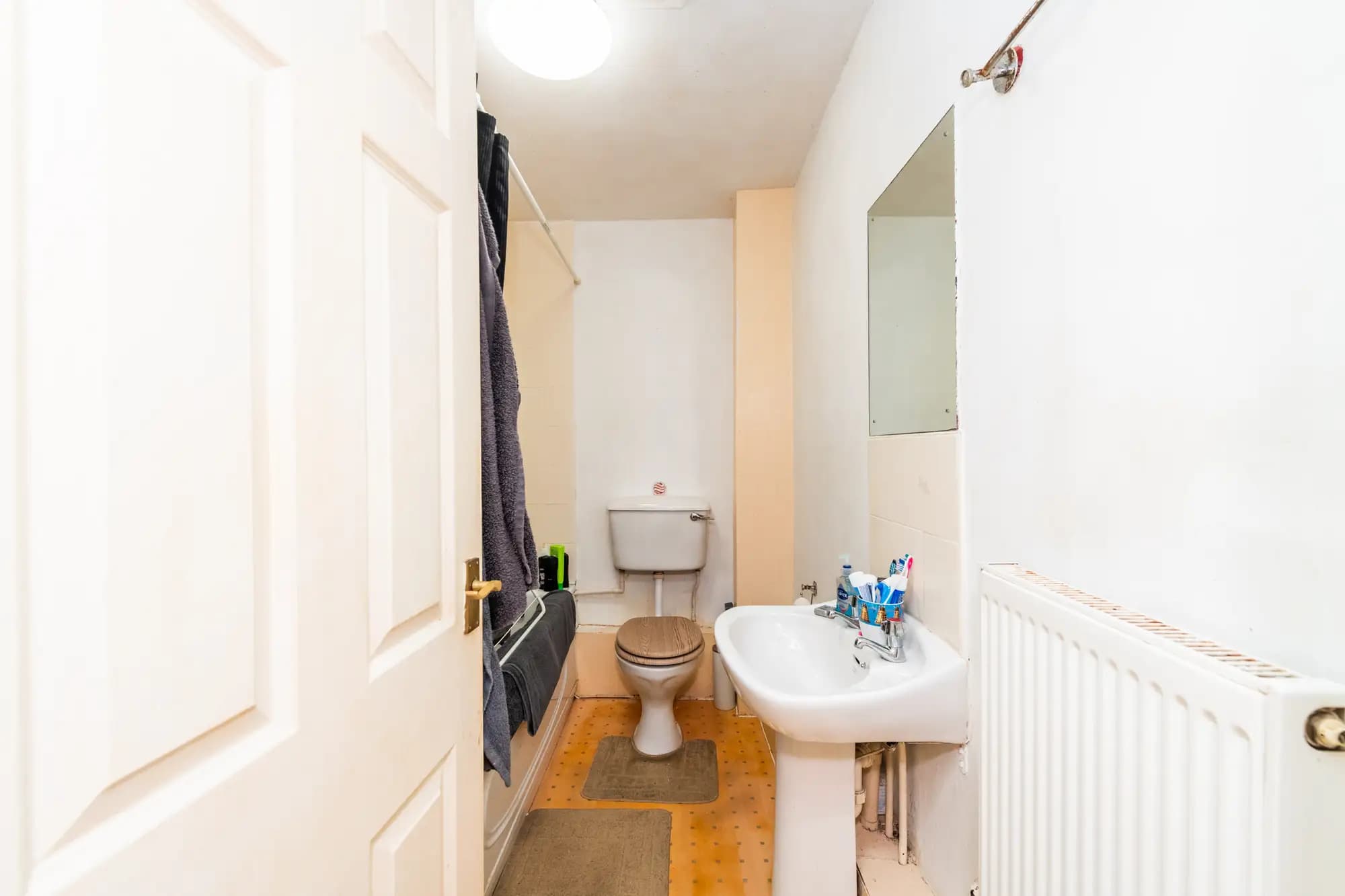 property photo 7 of 19