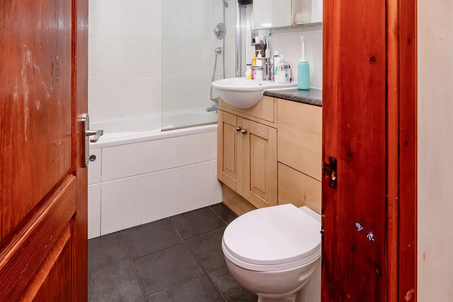 property photo 9 of 23