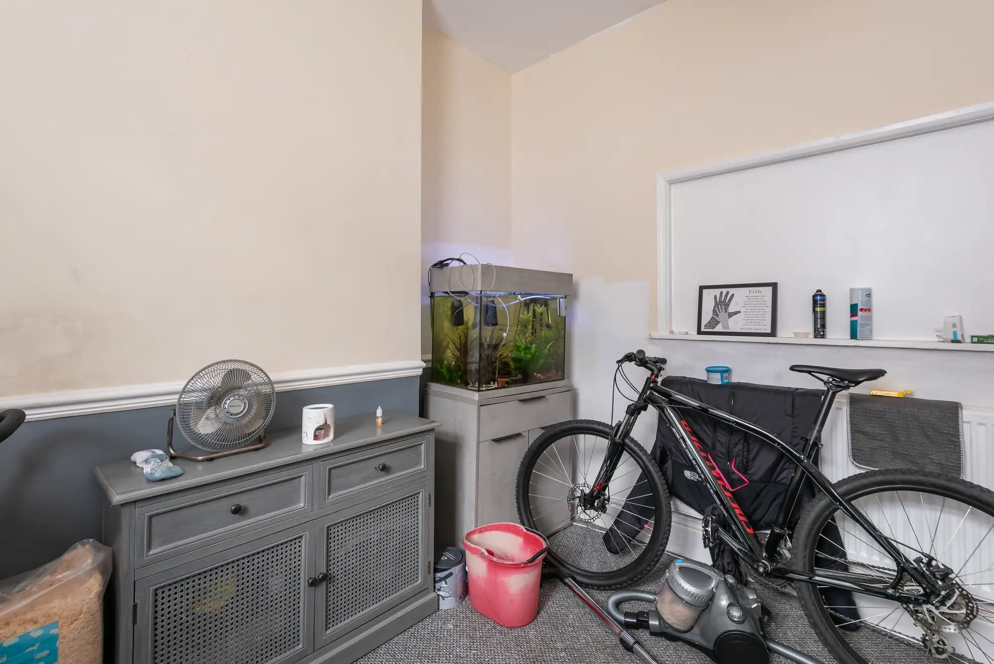 property photo 23 of 28