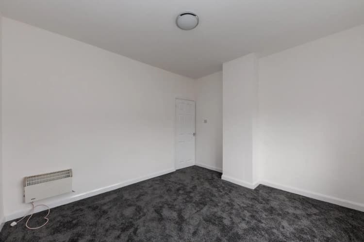 property photo 23 of 26