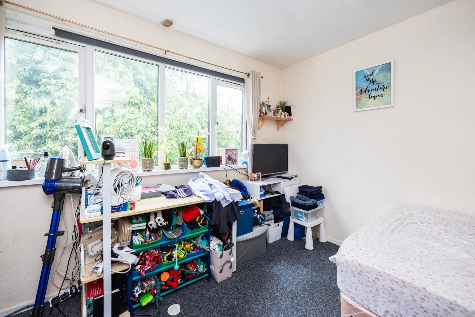 property photo 12 of 17