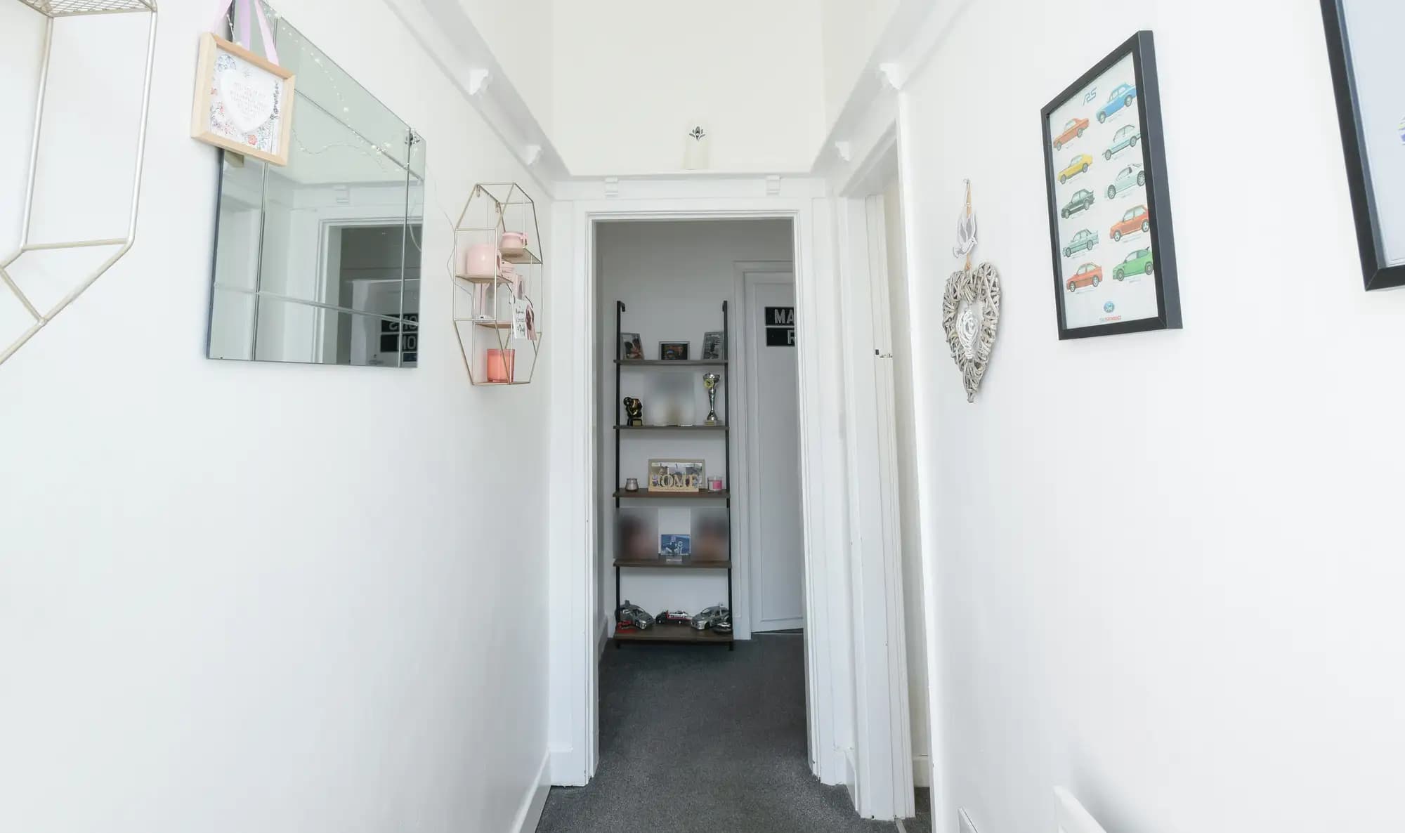 property photo 13 of 14