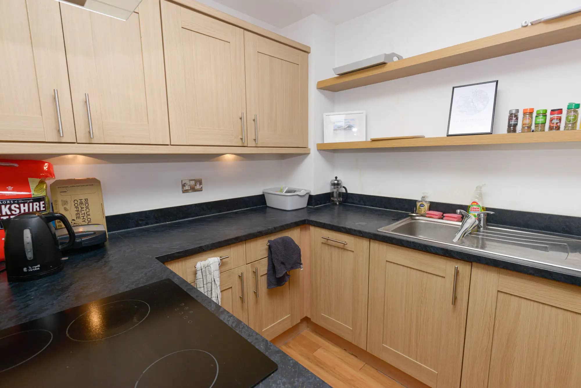 property photo 9 of 15