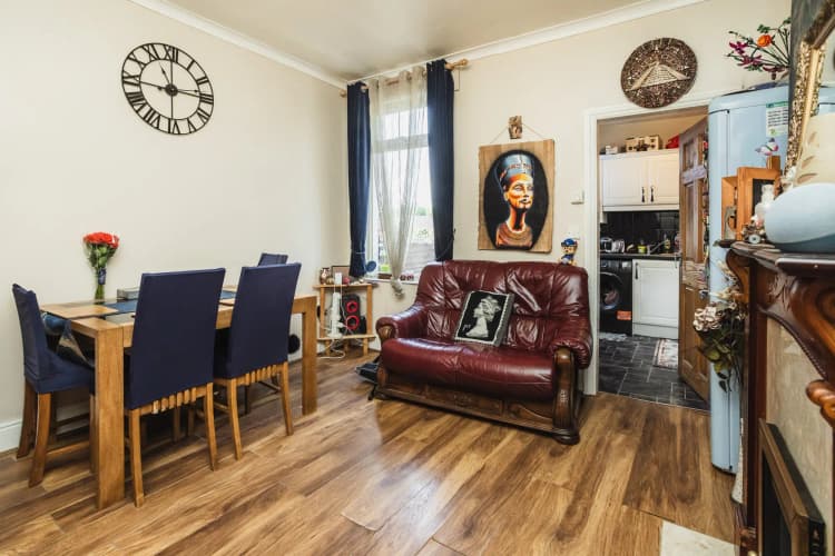property photo 1 of 25
