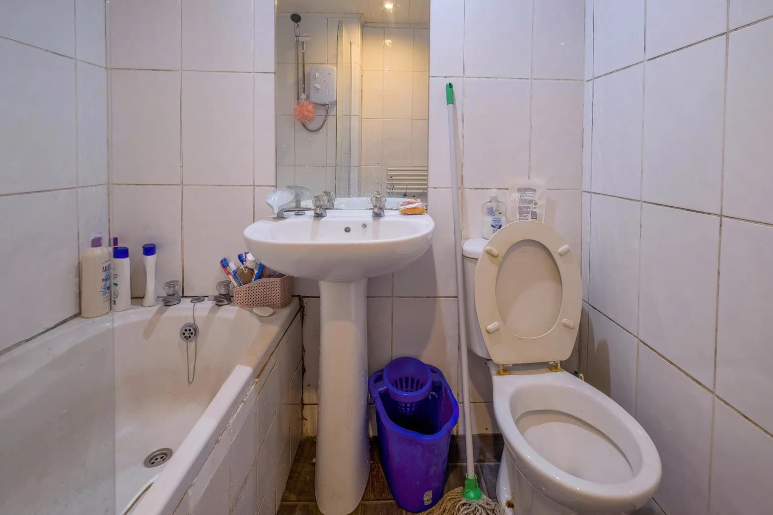 property photo 9 of 21