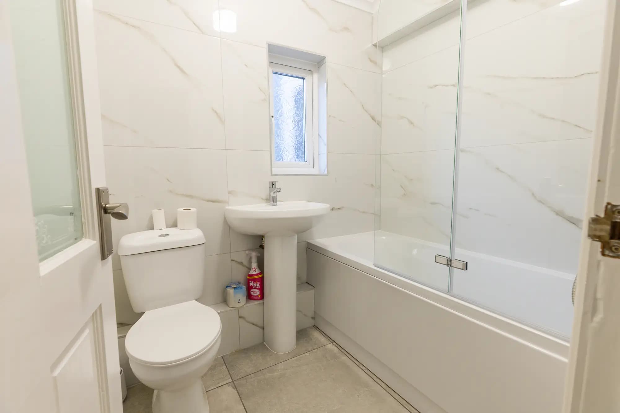 property photo 8 of 16