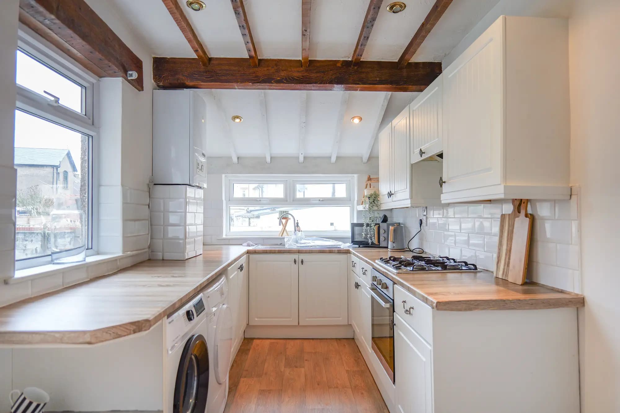 property photo 7 of 28