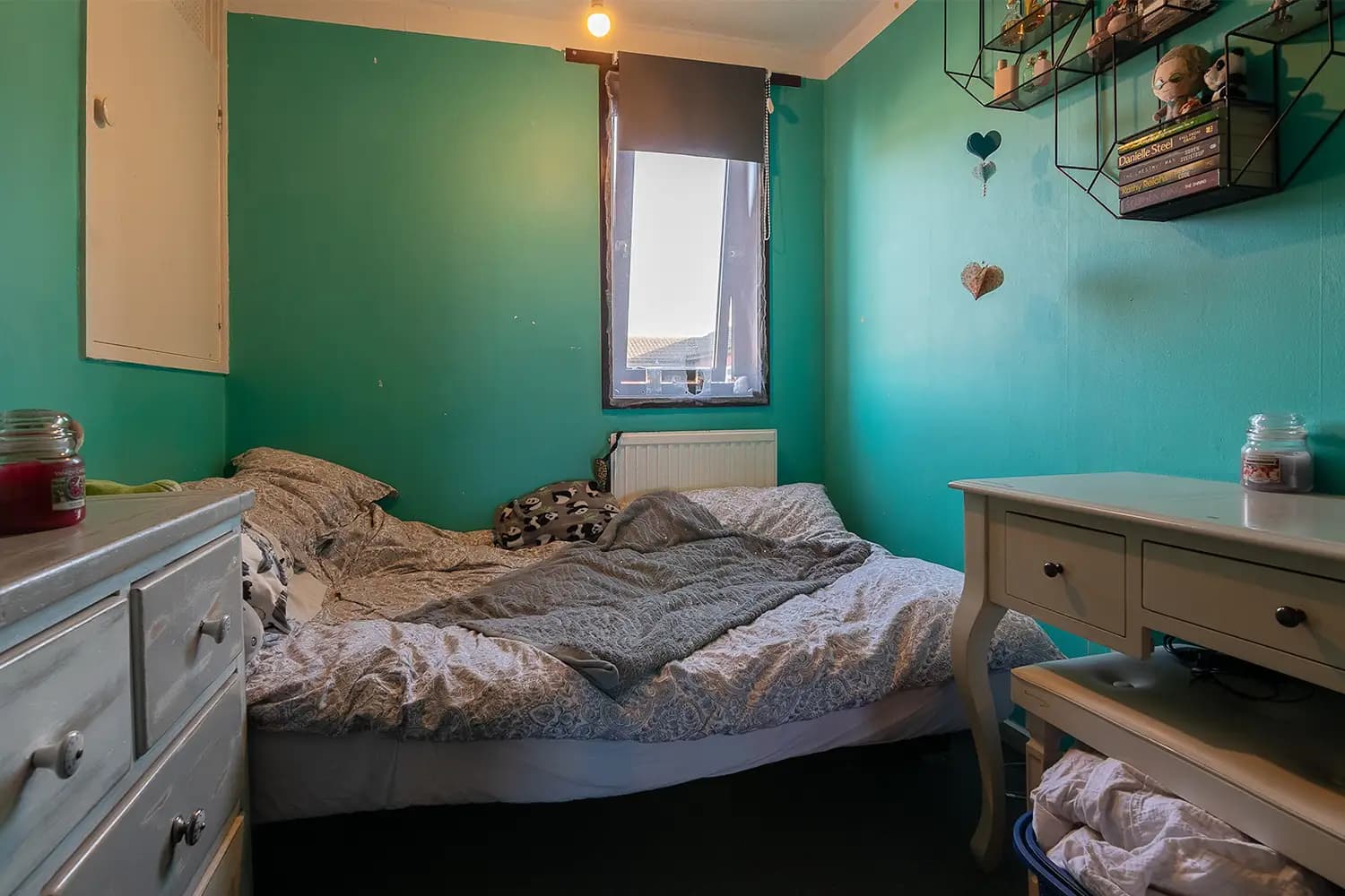 property photo 19 of 25