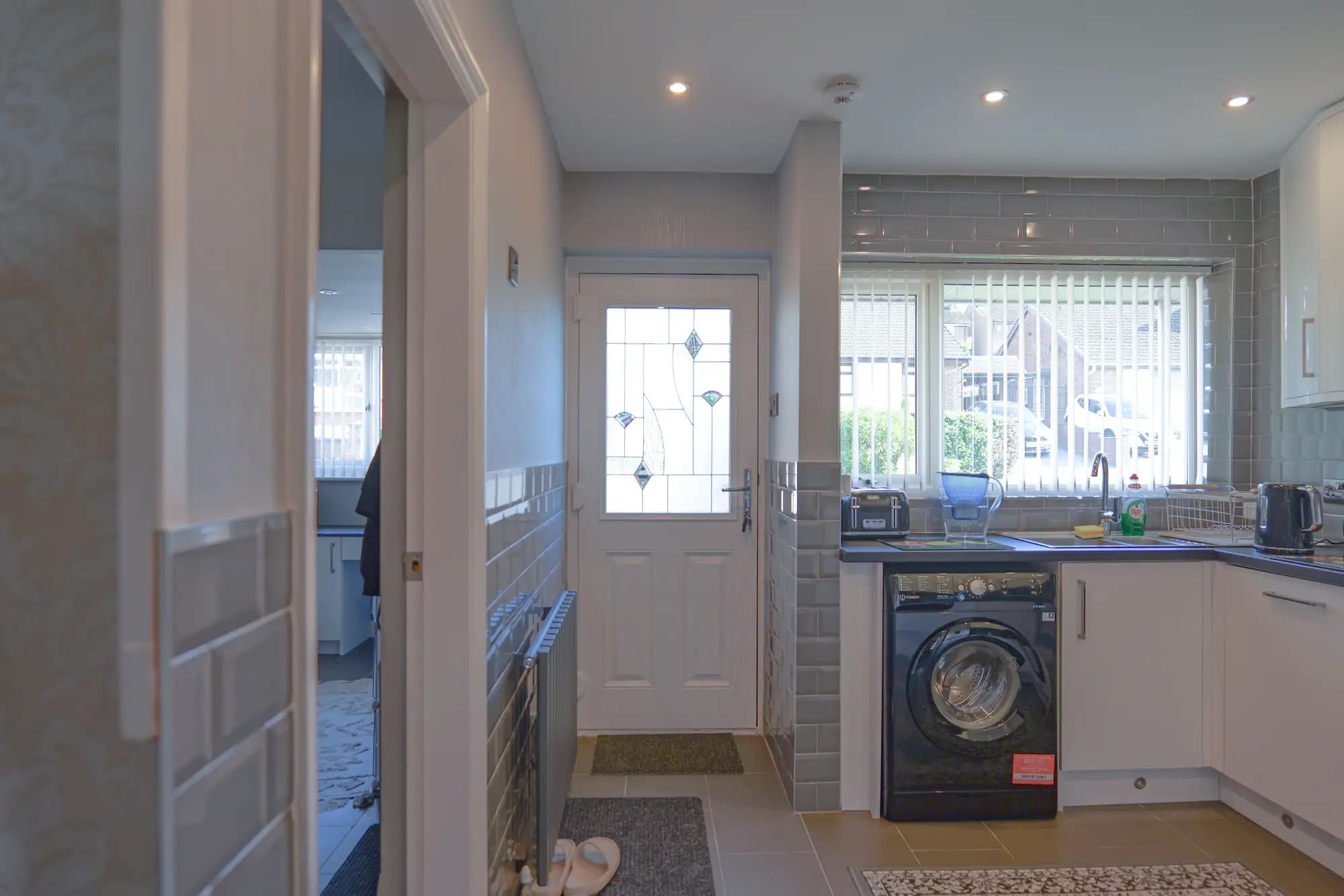 property photo 6 of 33