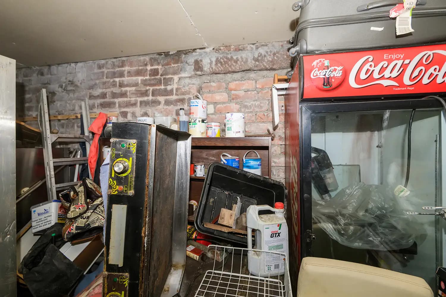 property photo 14 of 18