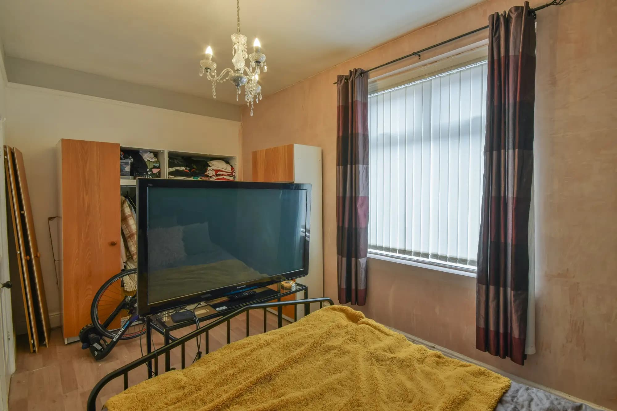 property photo 11 of 20