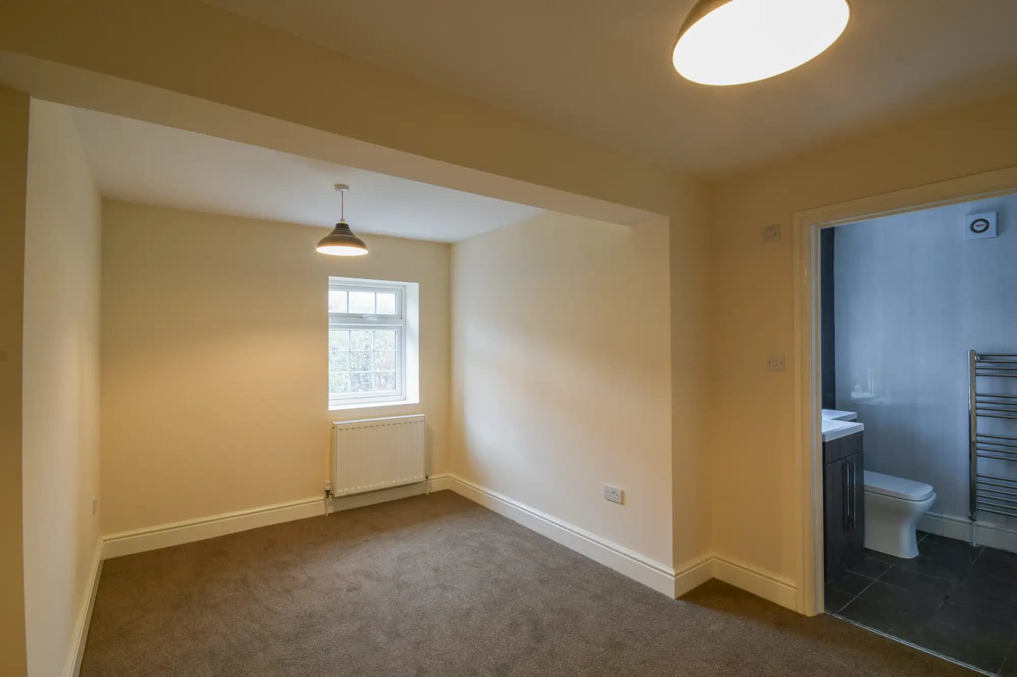 property photo 15 of 21