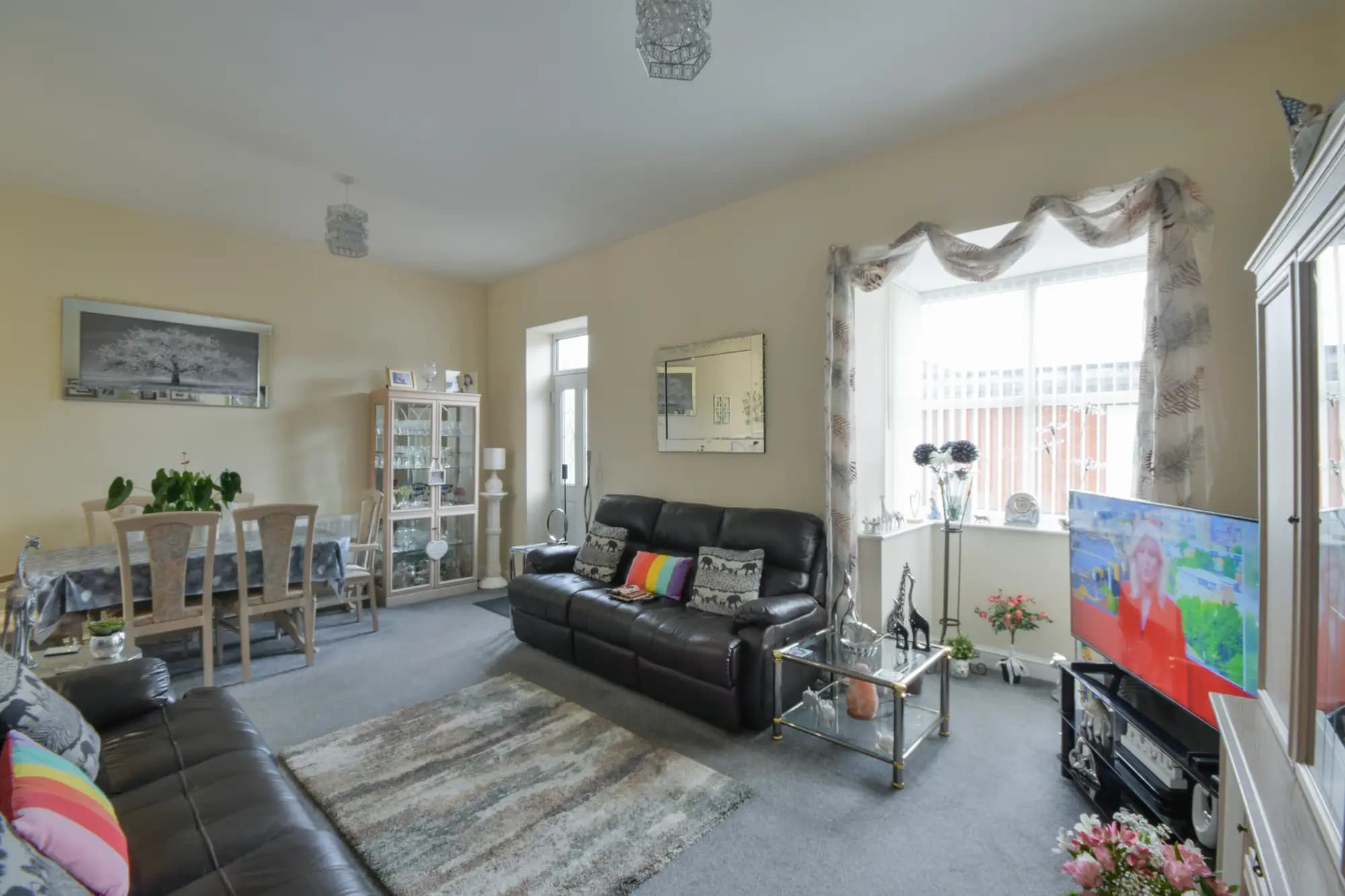 property photo 2 of 38