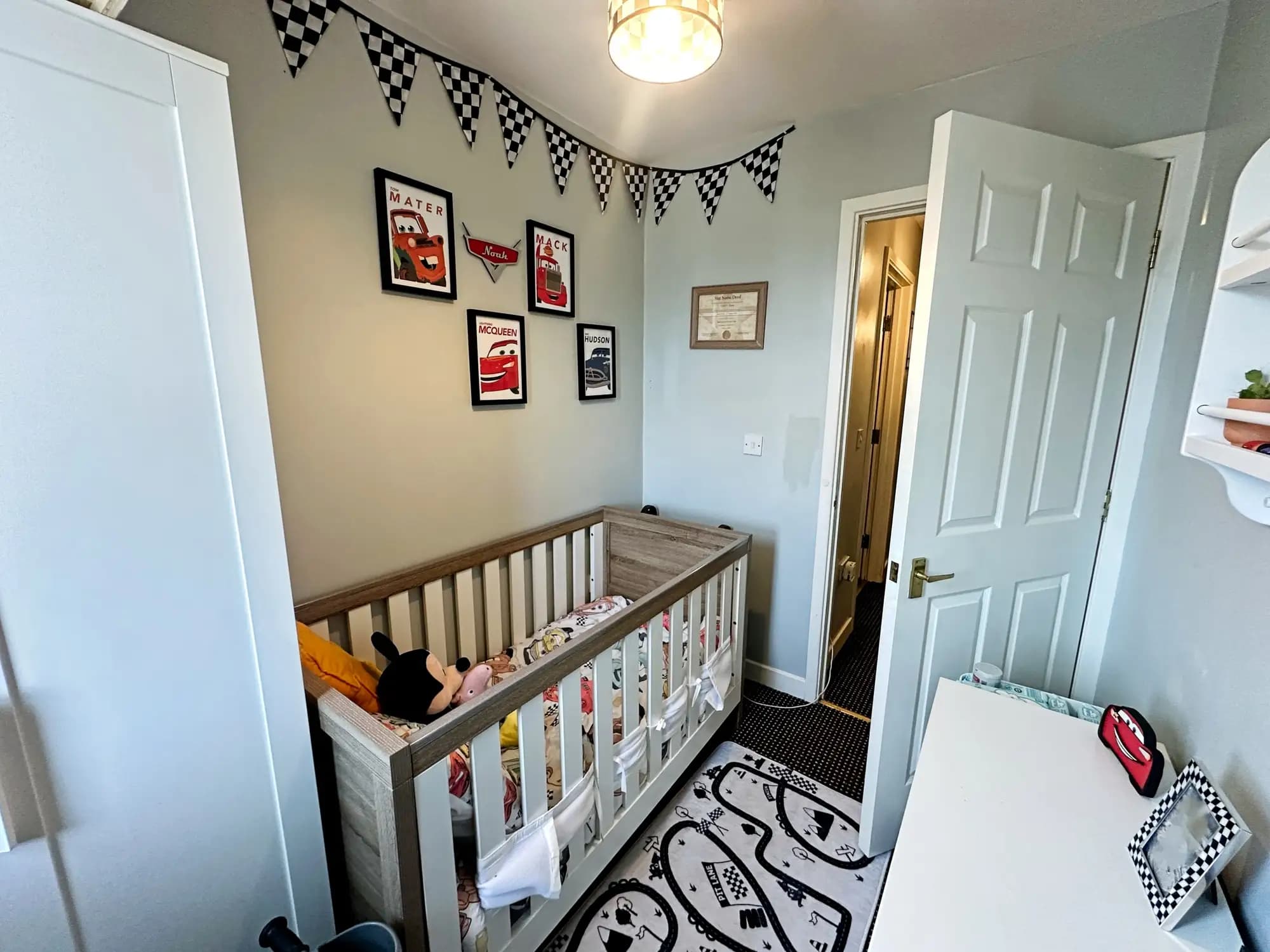 property photo 12 of 16