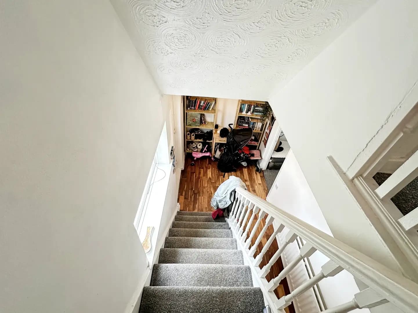 property photo 23 of 32