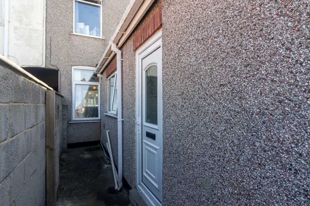property photo 23 of 24