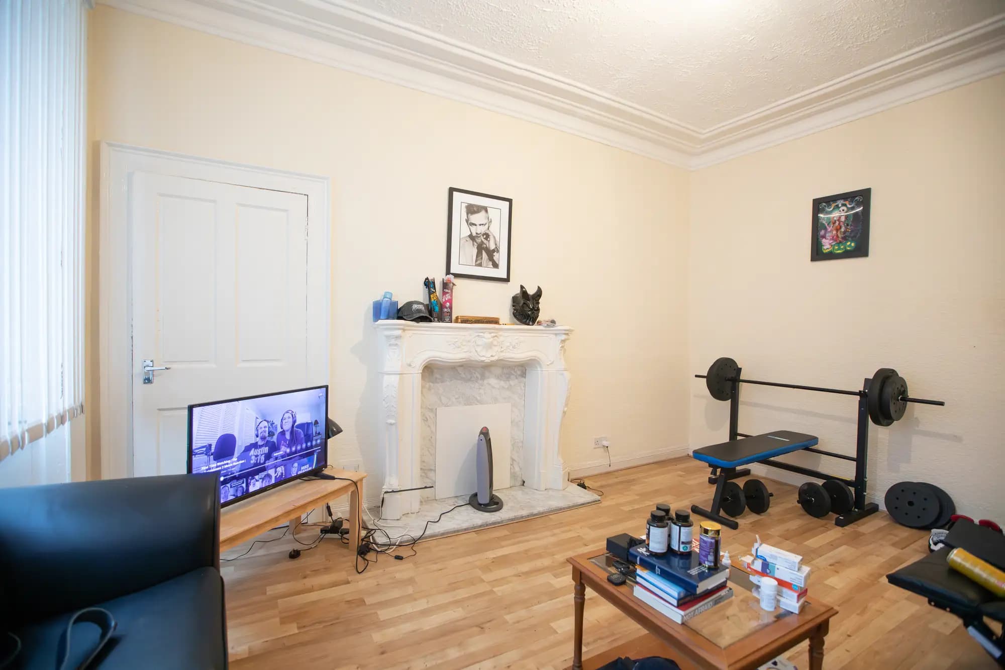 property photo 5 of 22