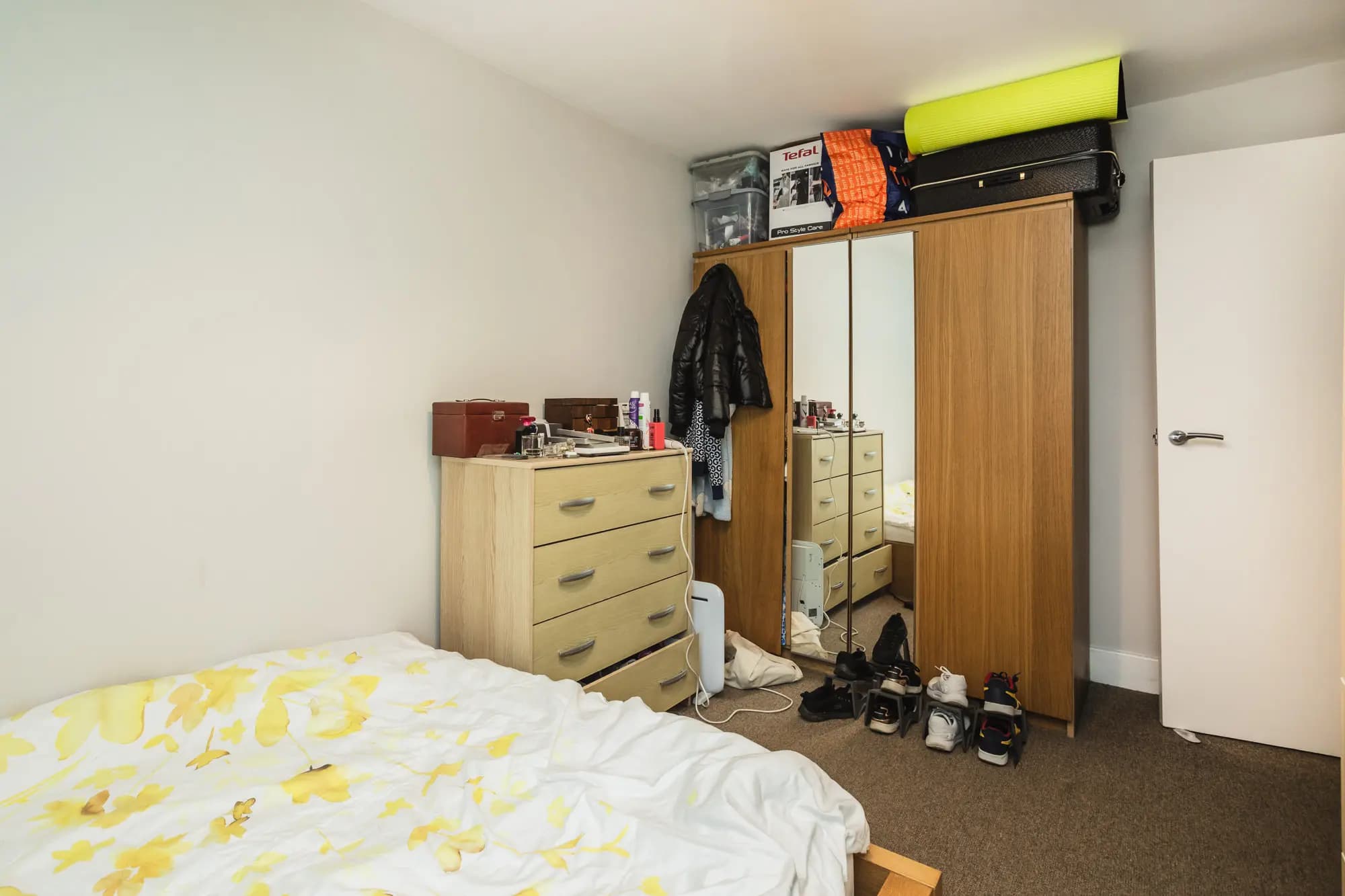 property photo 14 of 18