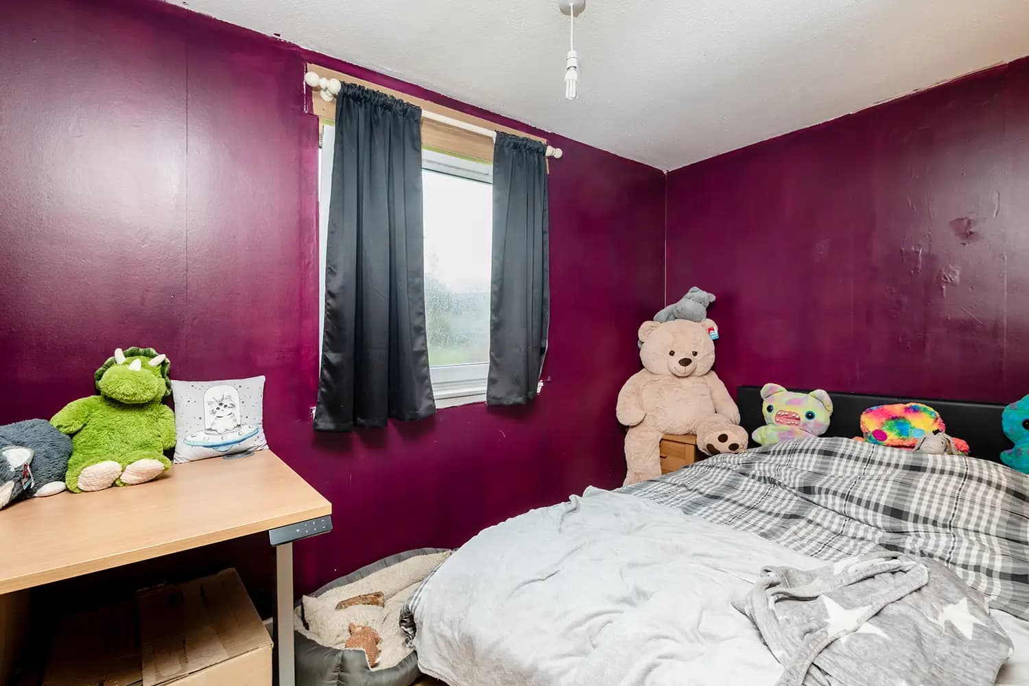 property photo 10 of 17