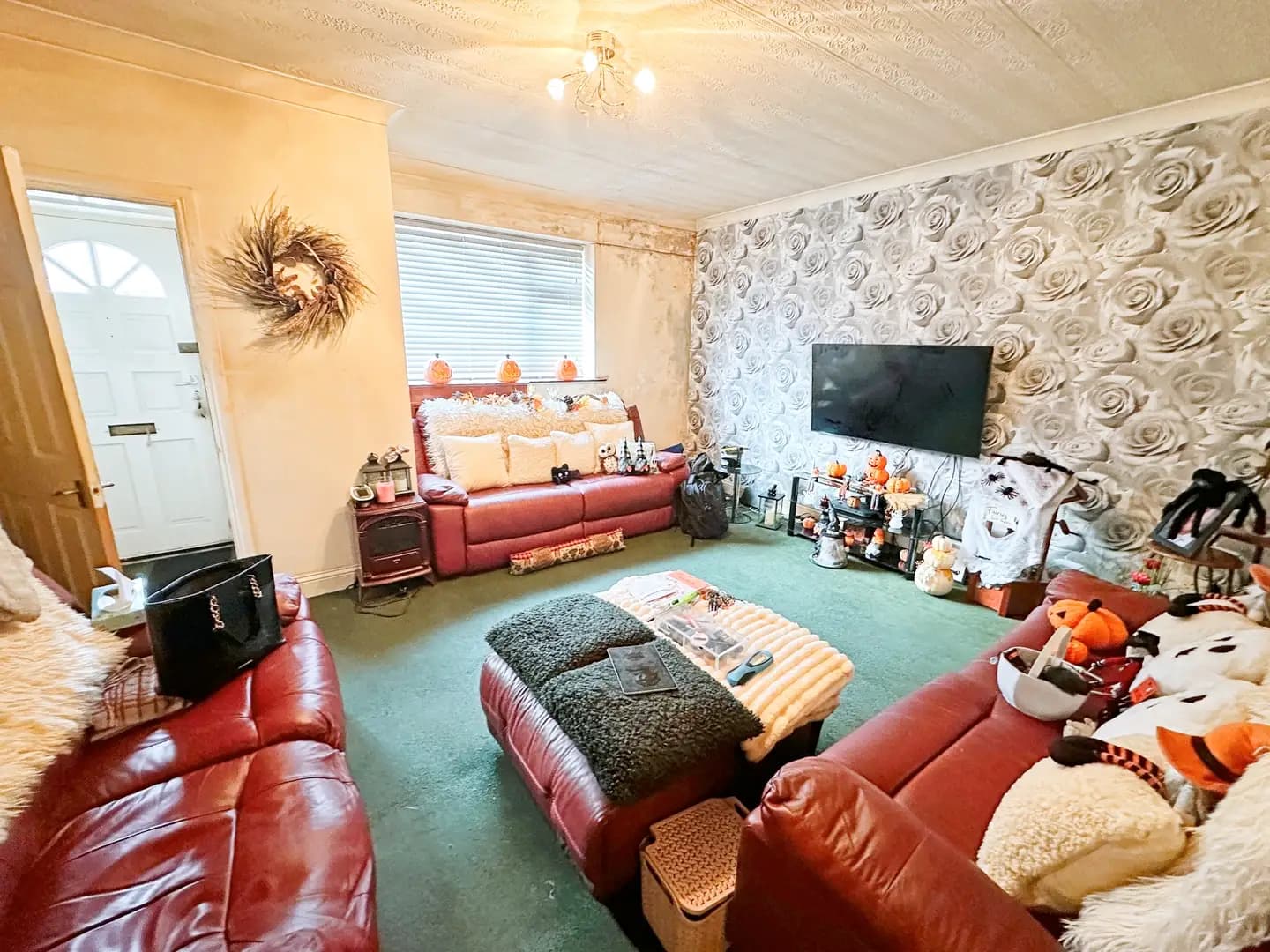 property photo 2 of 30