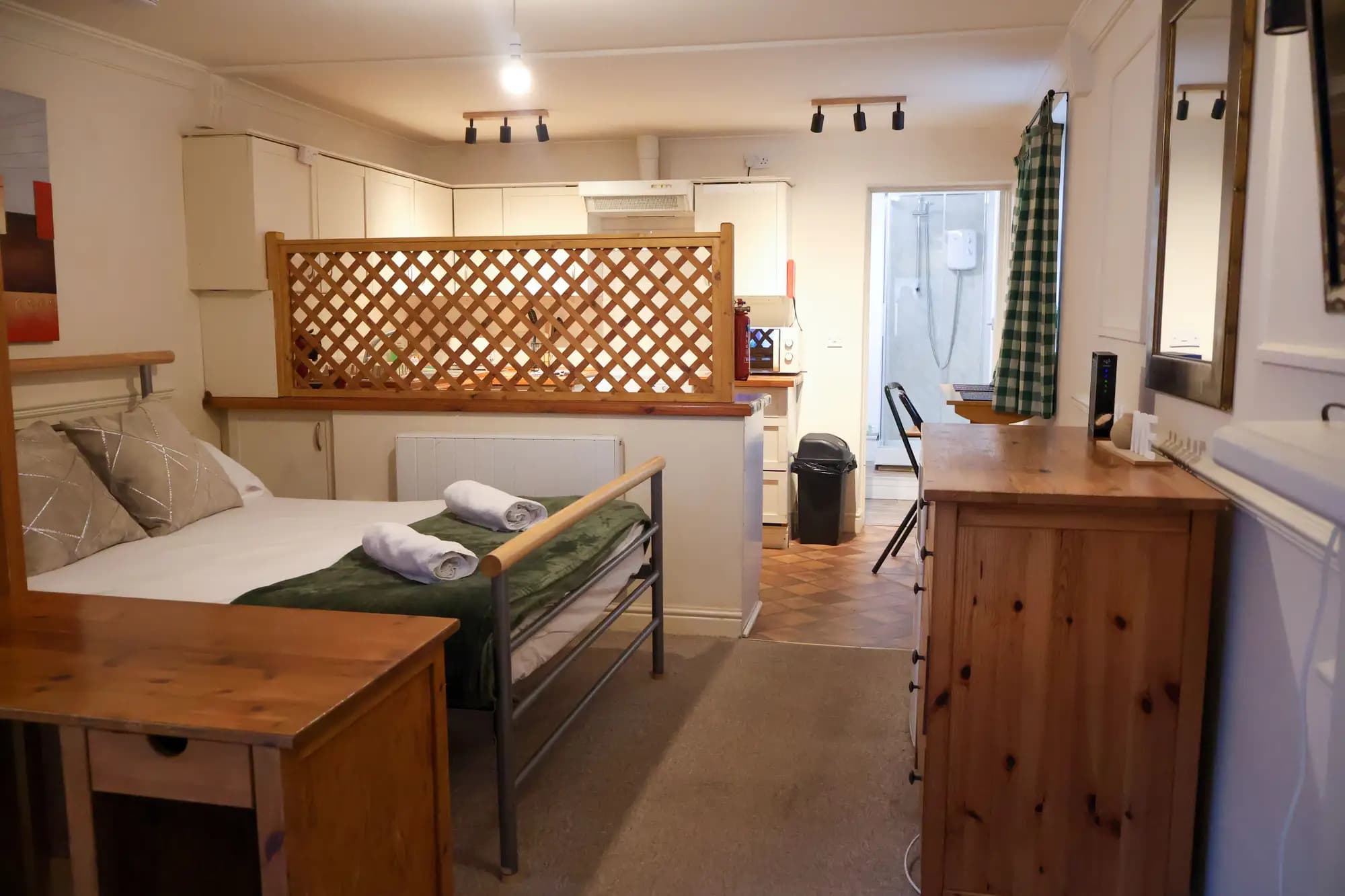 property photo 13 of 14