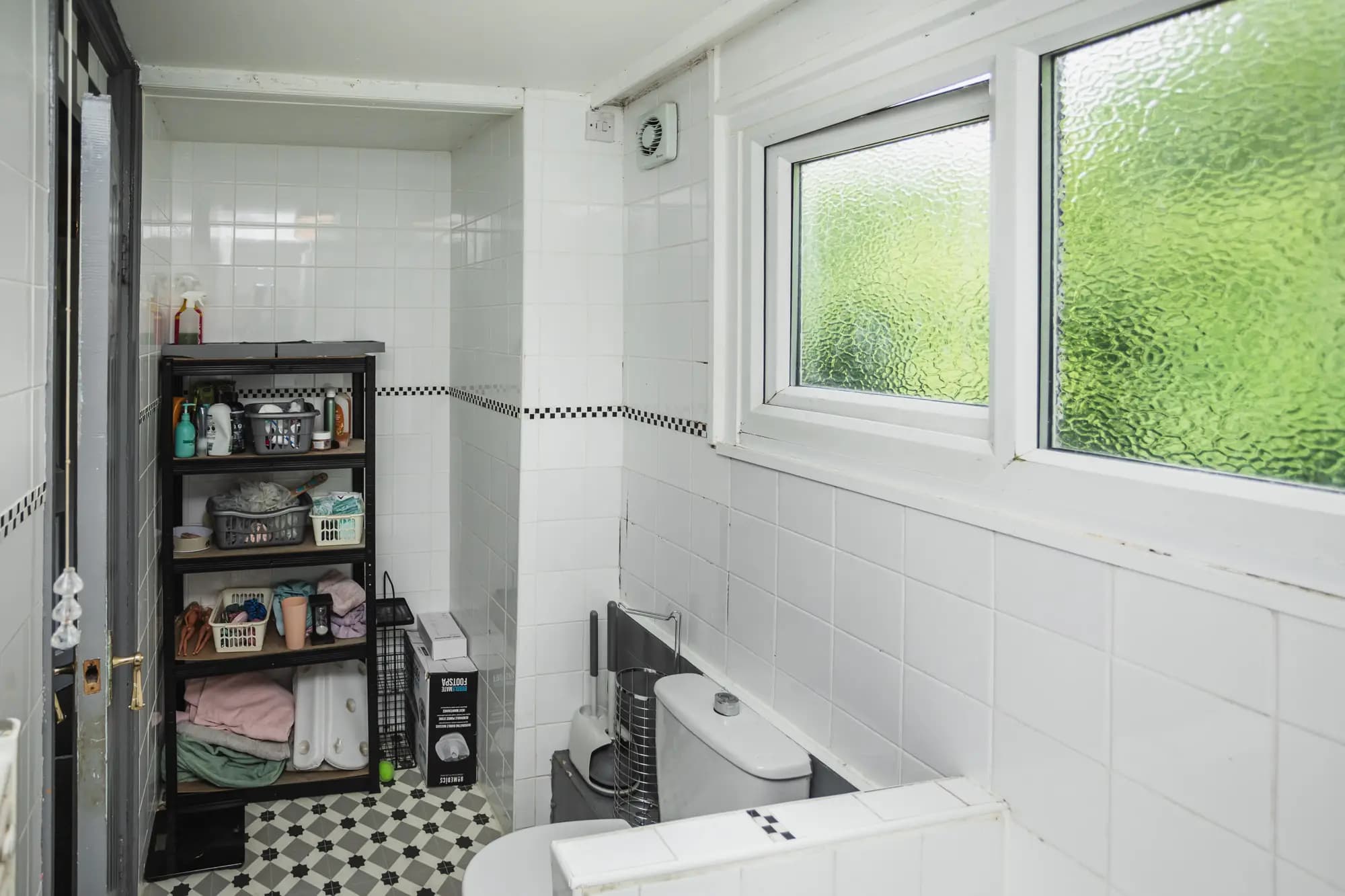 property photo 9 of 30