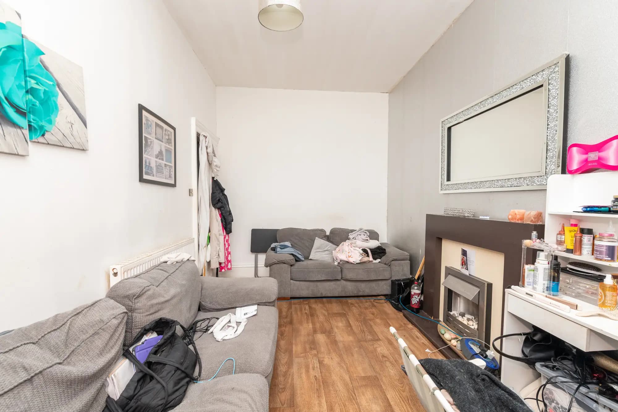 property photo 3 of 30