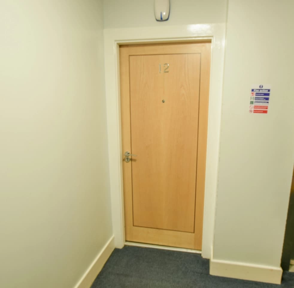 property photo 14 of 16