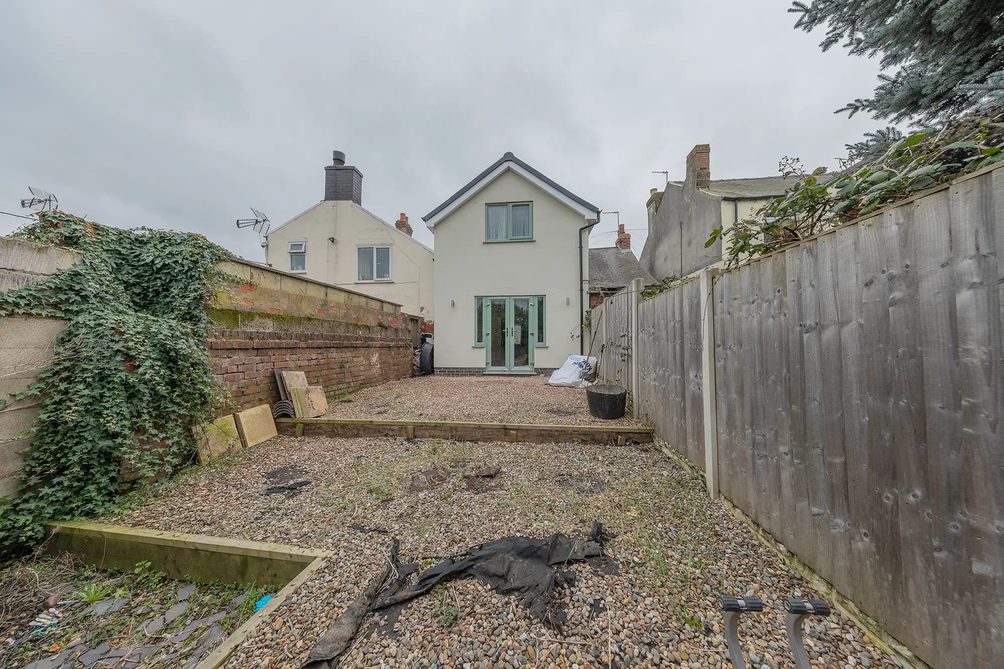 property photo 21 of 23