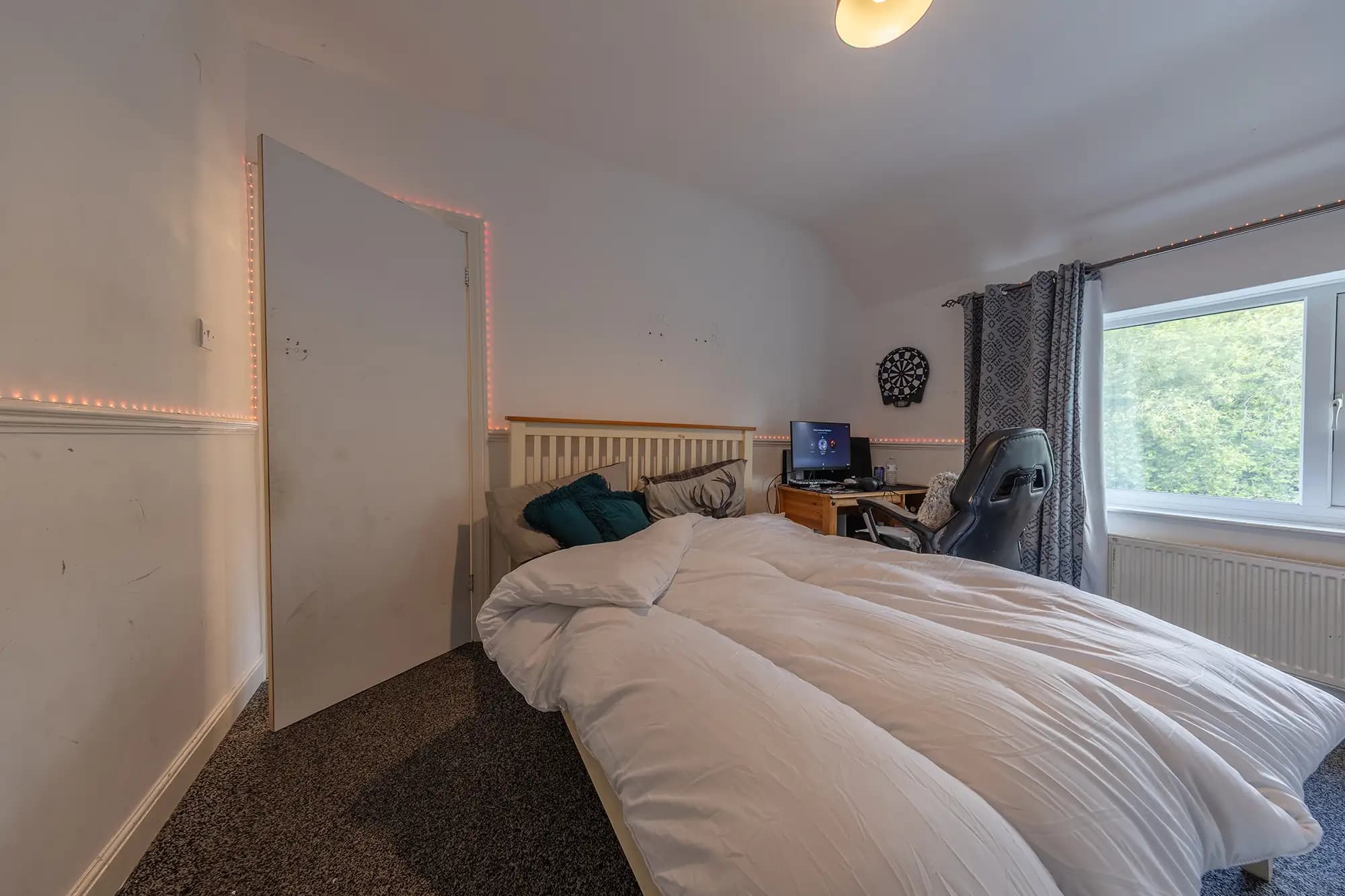 property photo 13 of 37