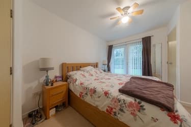 property photo 13 of 21