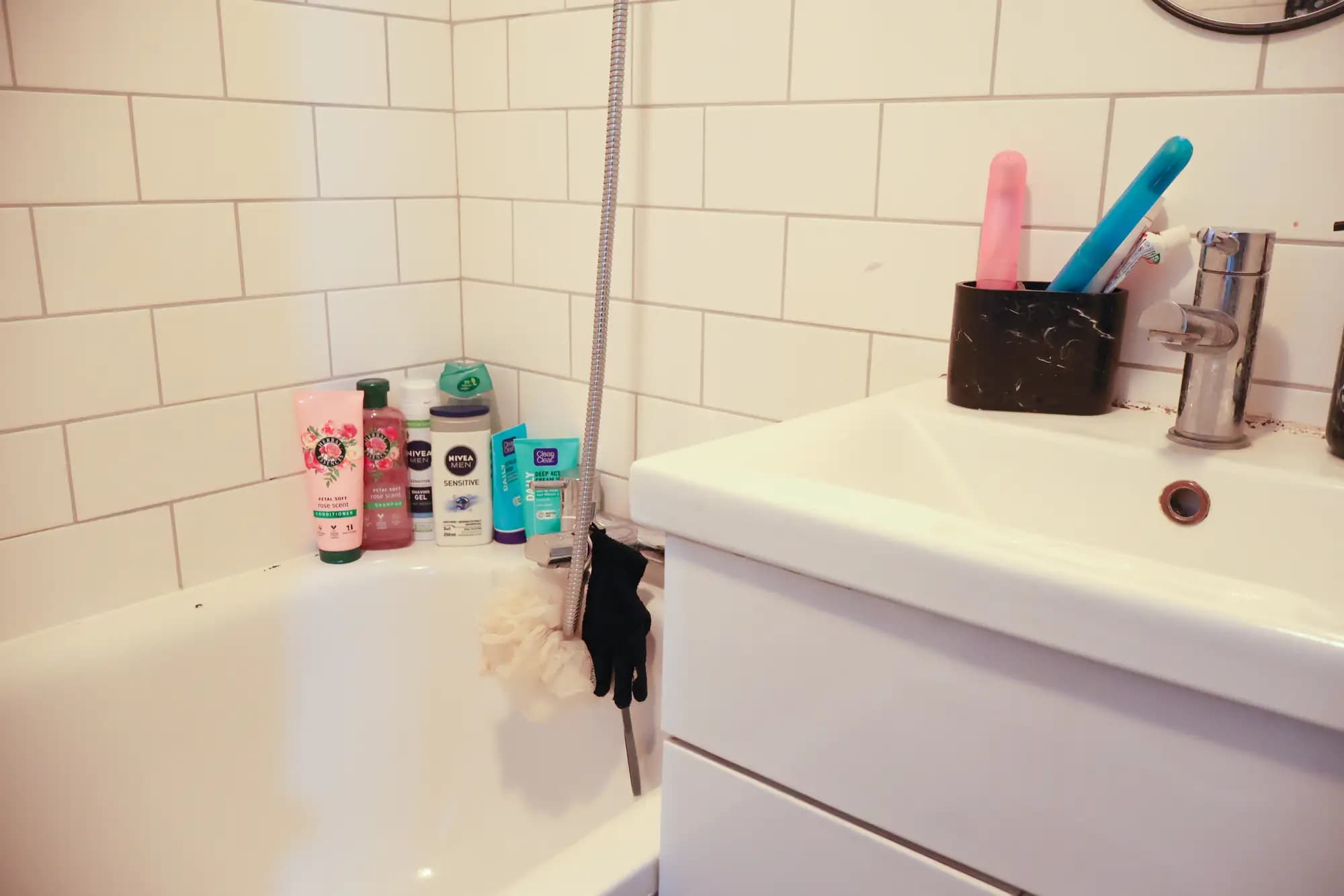 property photo 9 of 16