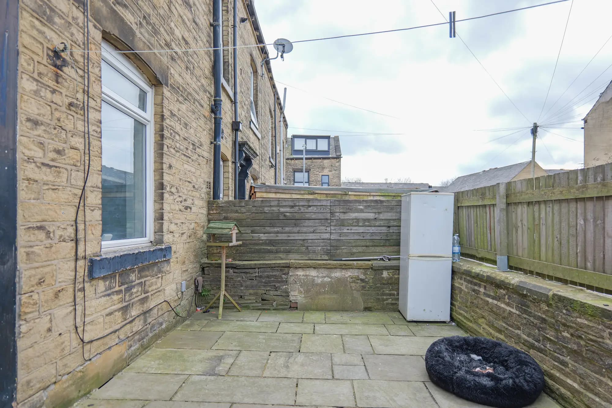 property photo 16 of 19