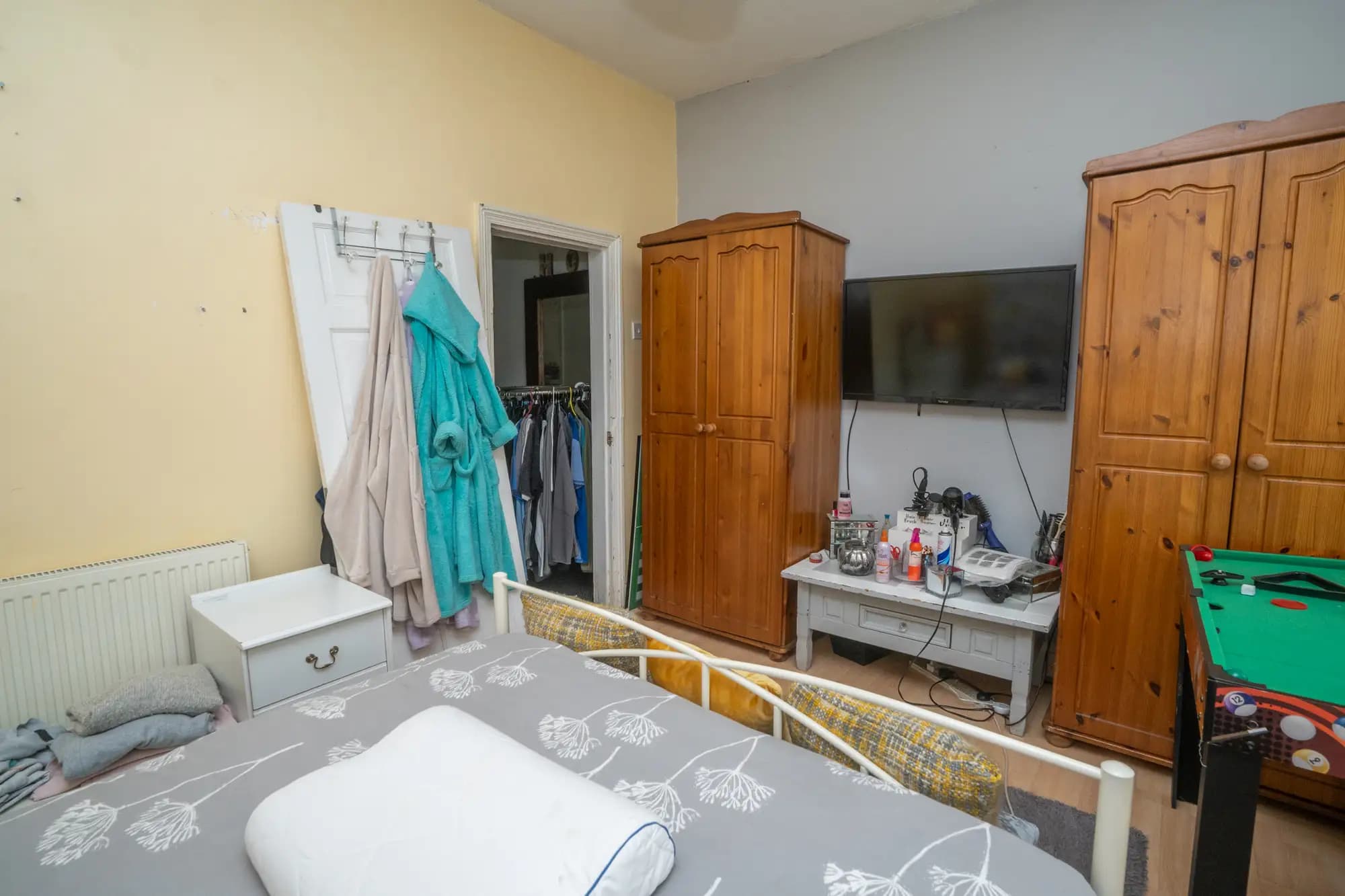 property photo 18 of 27