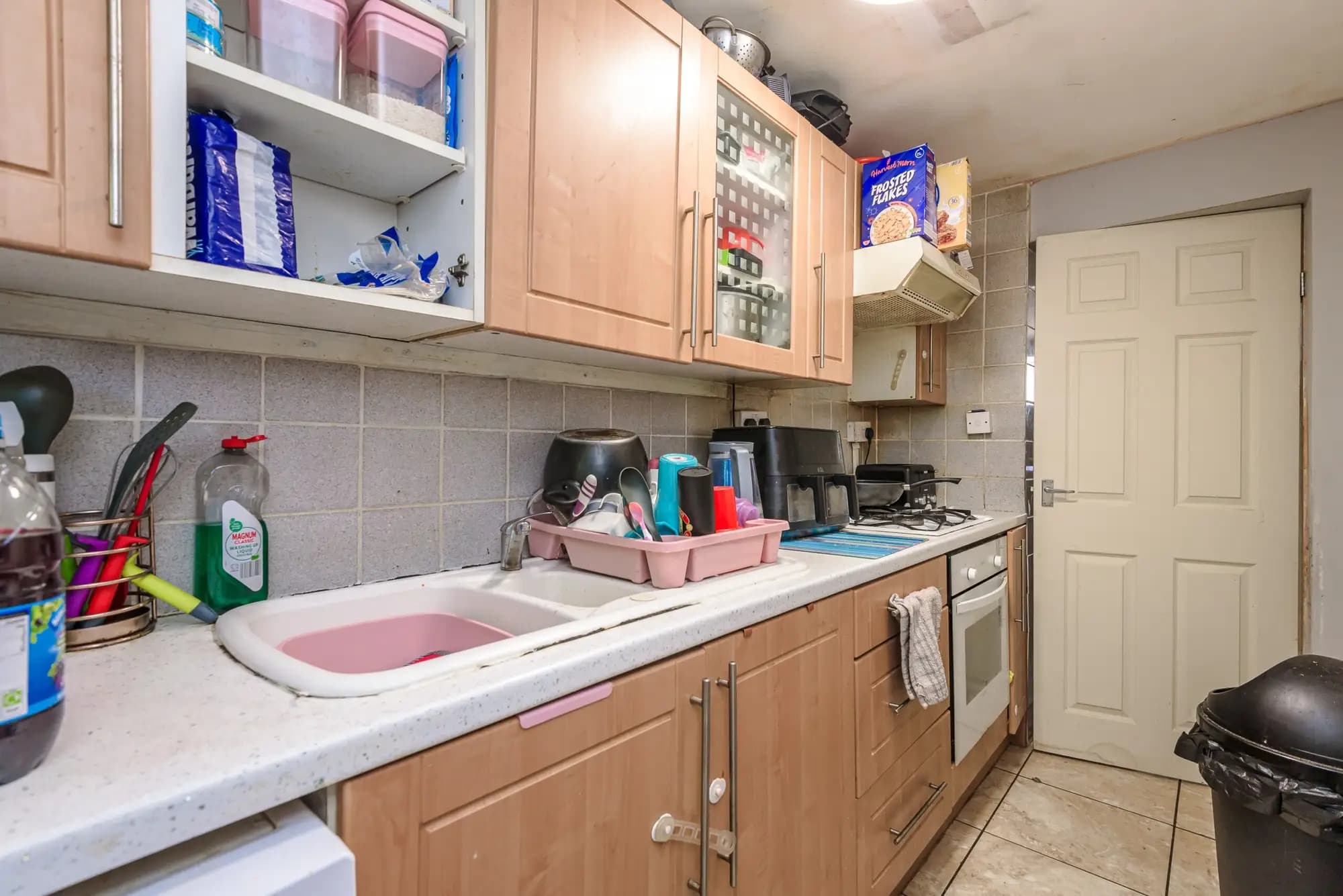 property photo 6 of 14